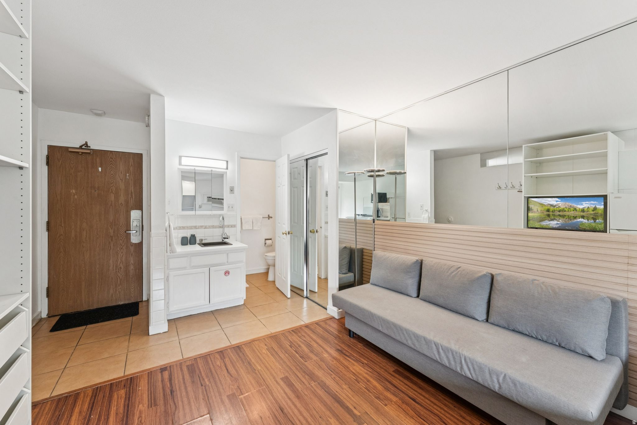 PROSPECTOR SQUARE CONDO - Residential