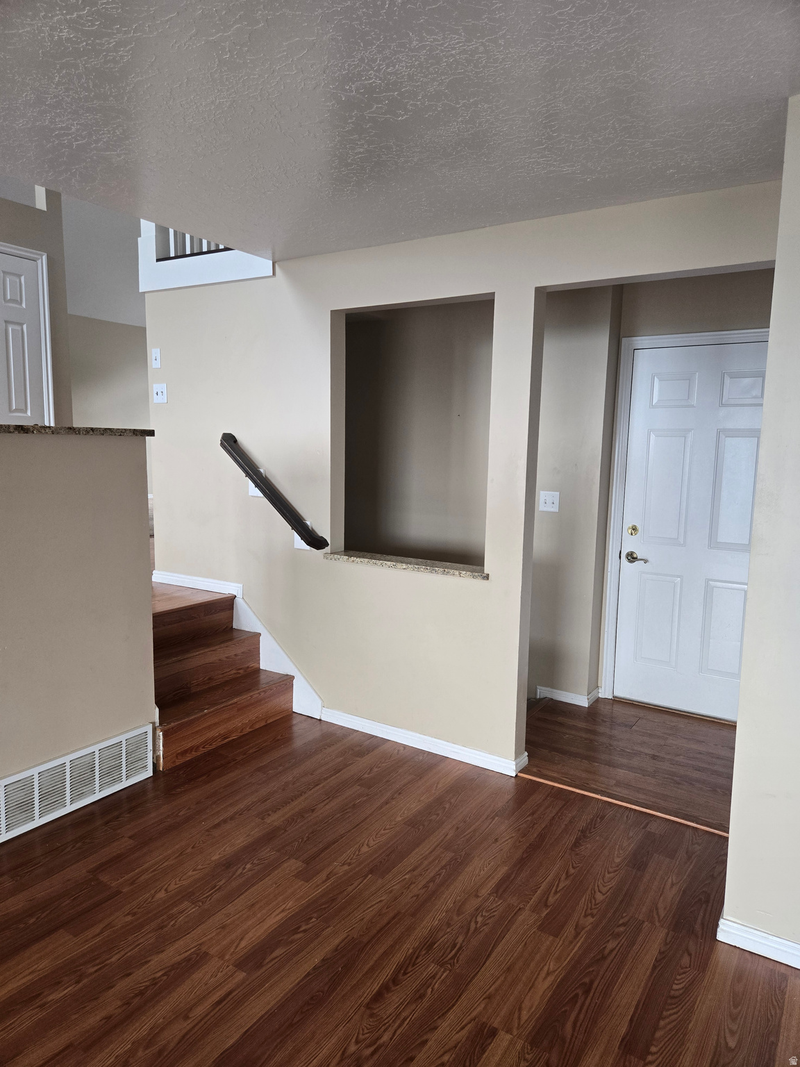 LAKEVIEW HEIGHTS - Residential
