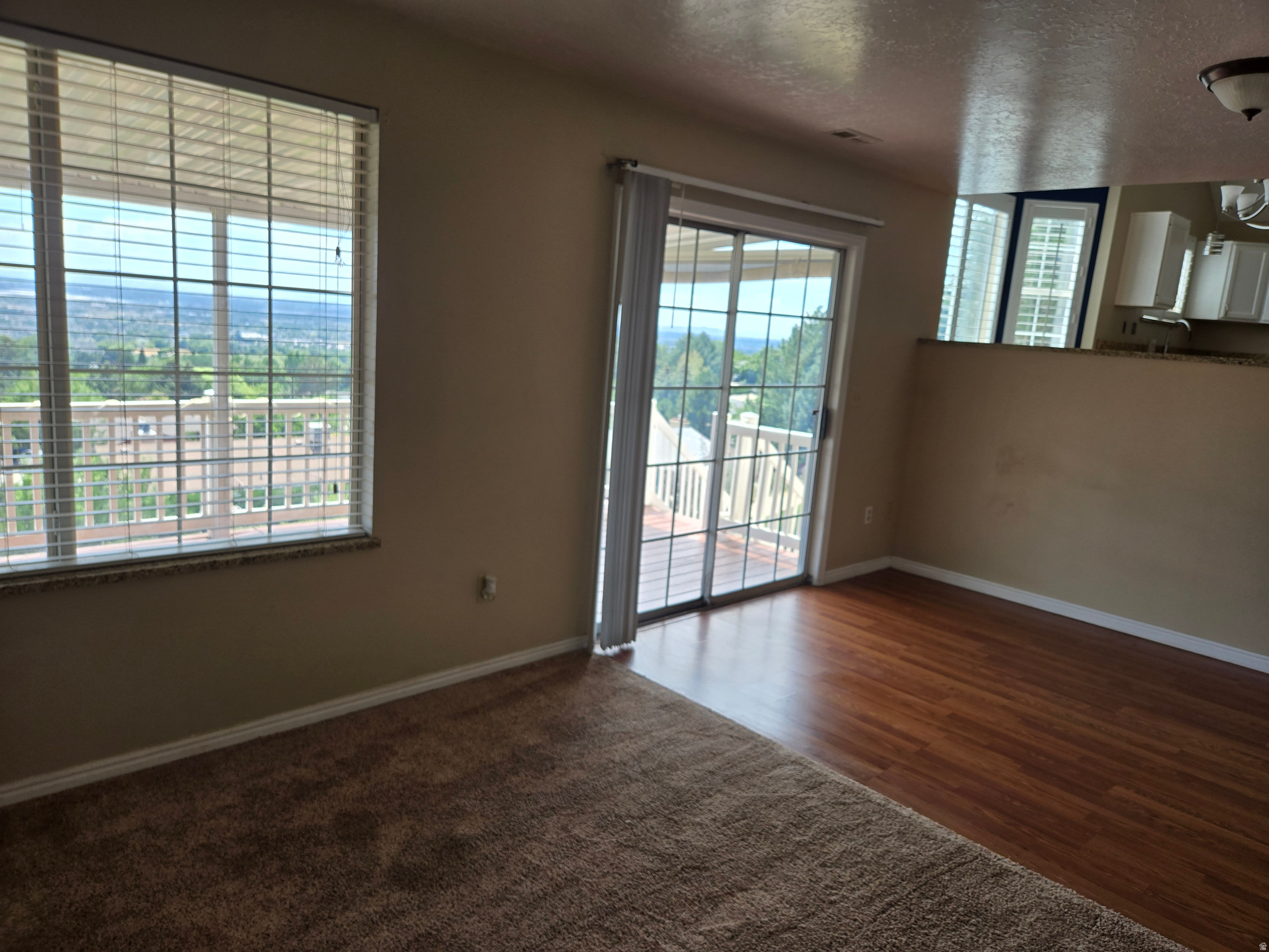 LAKEVIEW HEIGHTS - Residential