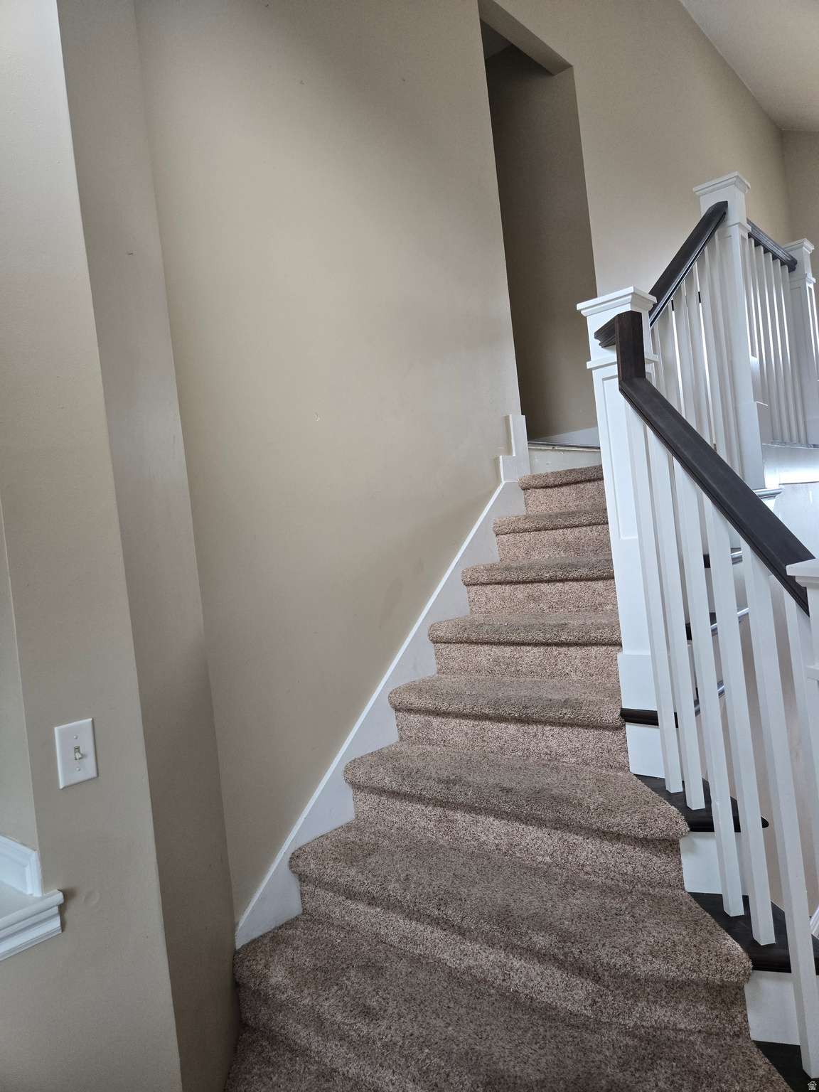 LAKEVIEW HEIGHTS - Residential
