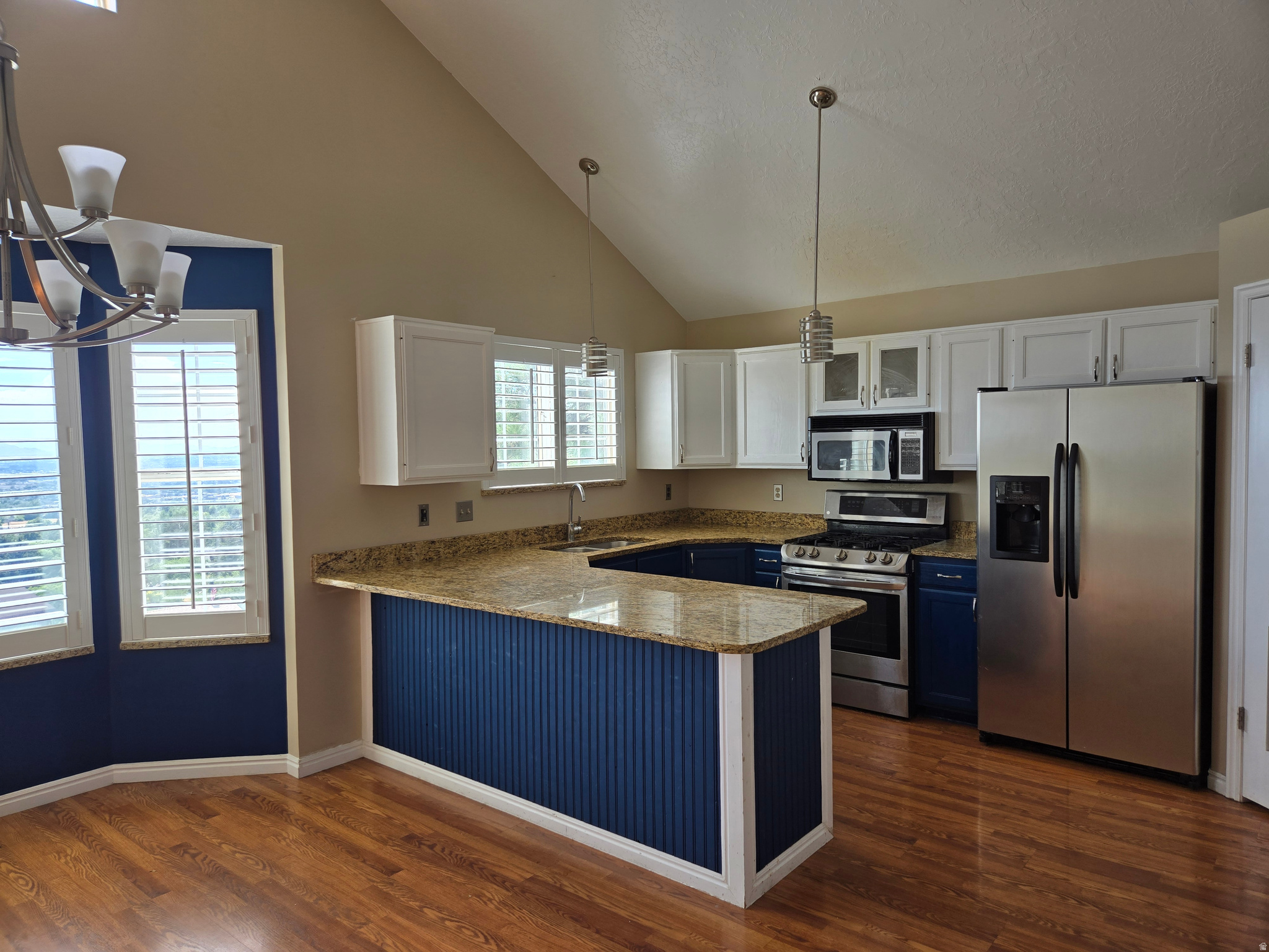 LAKEVIEW HEIGHTS - Residential