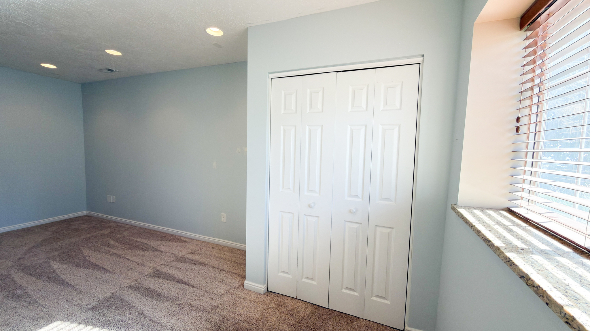 LAKEVIEW HEIGHTS - Residential