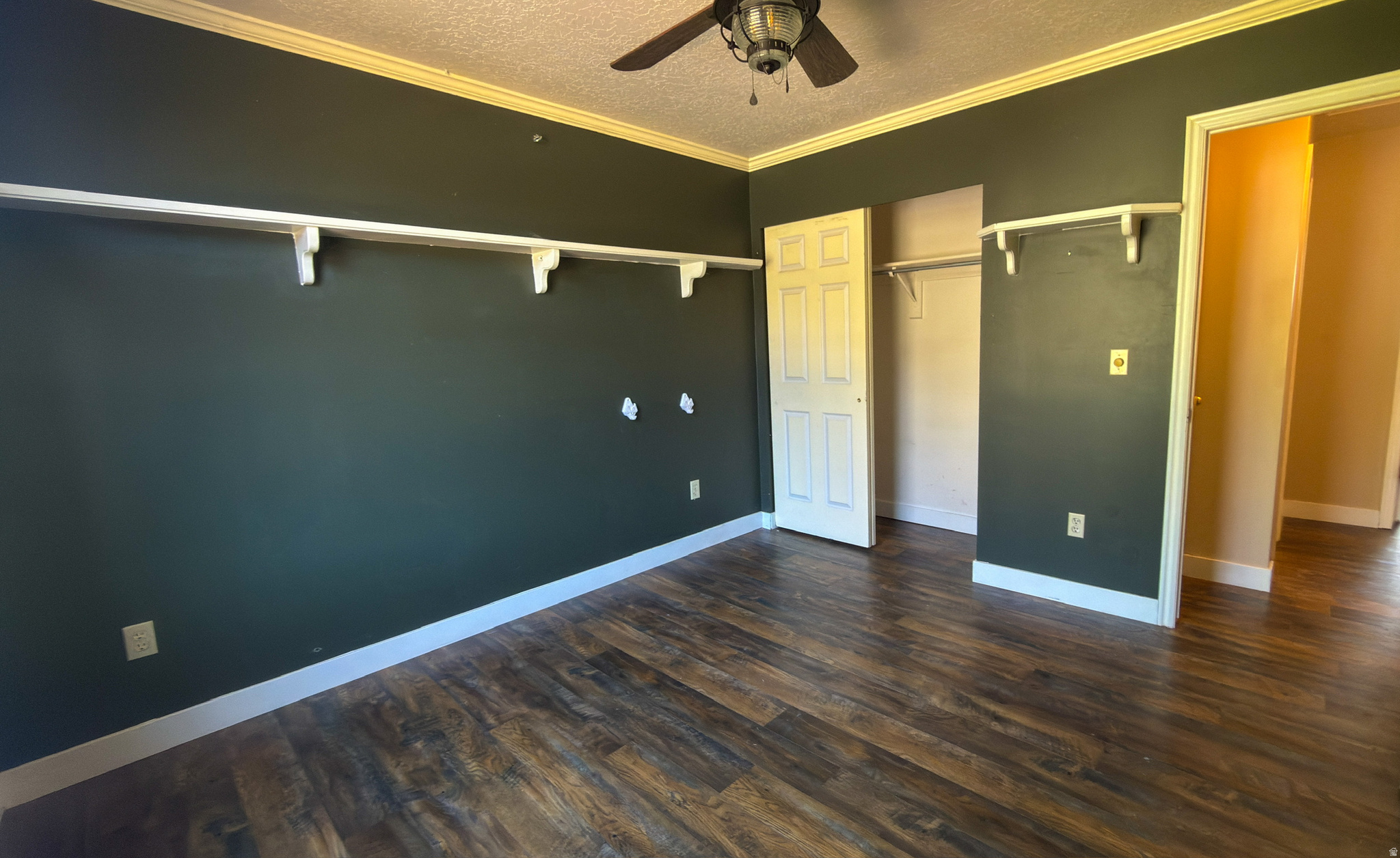 LAKEVIEW HEIGHTS - Residential