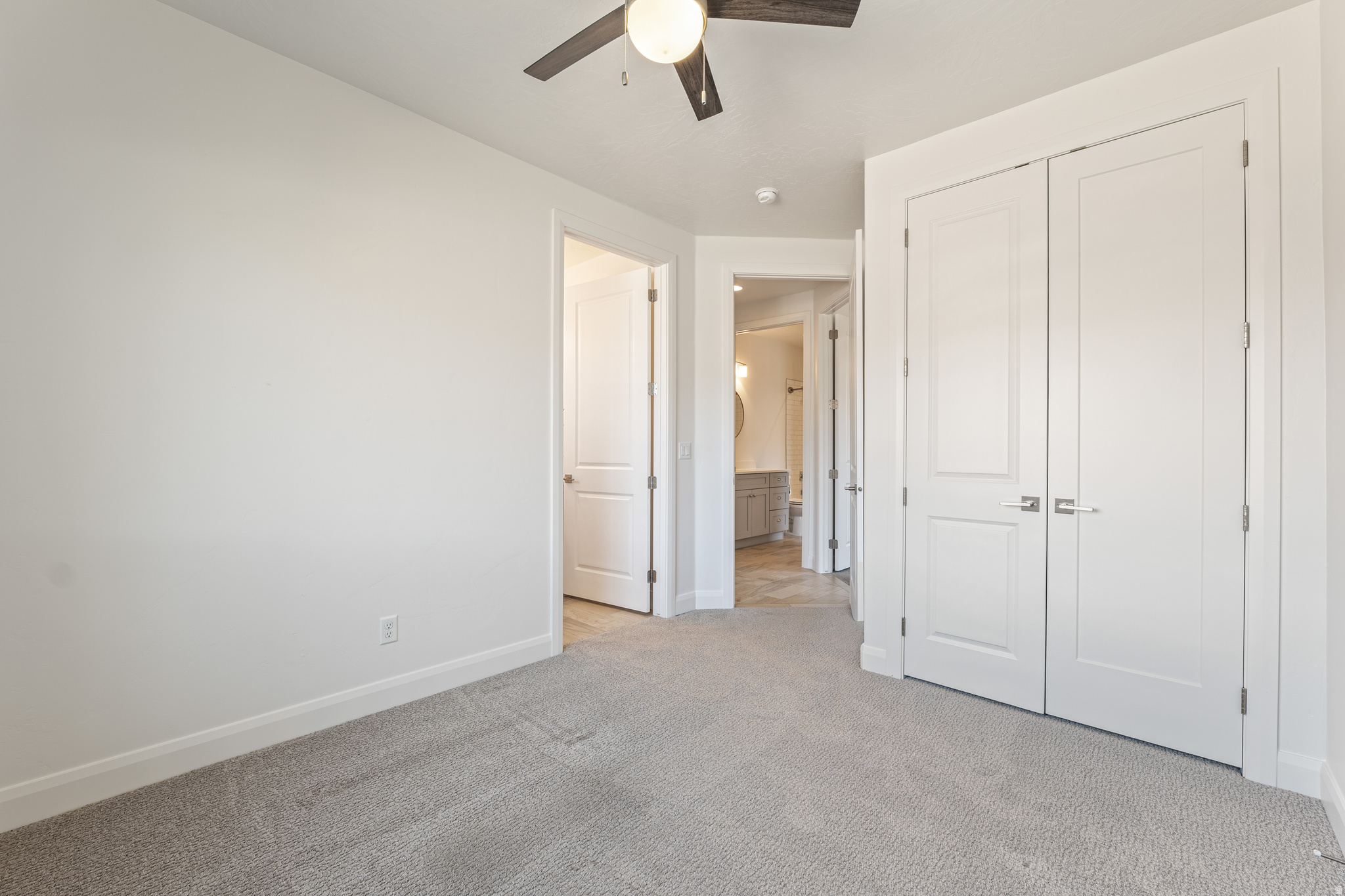 WARNER GATEWAY PH 1 - Residential