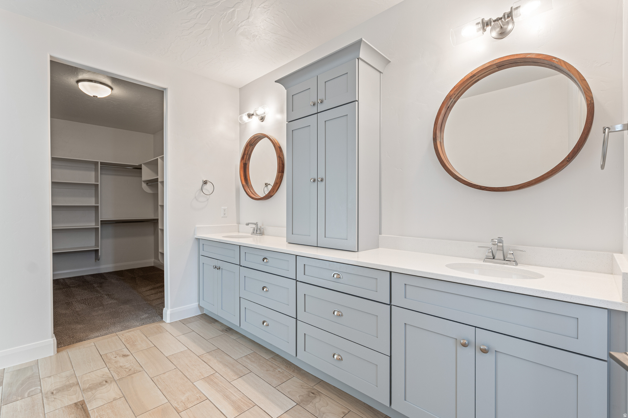 WARNER GATEWAY PH 1 - Residential