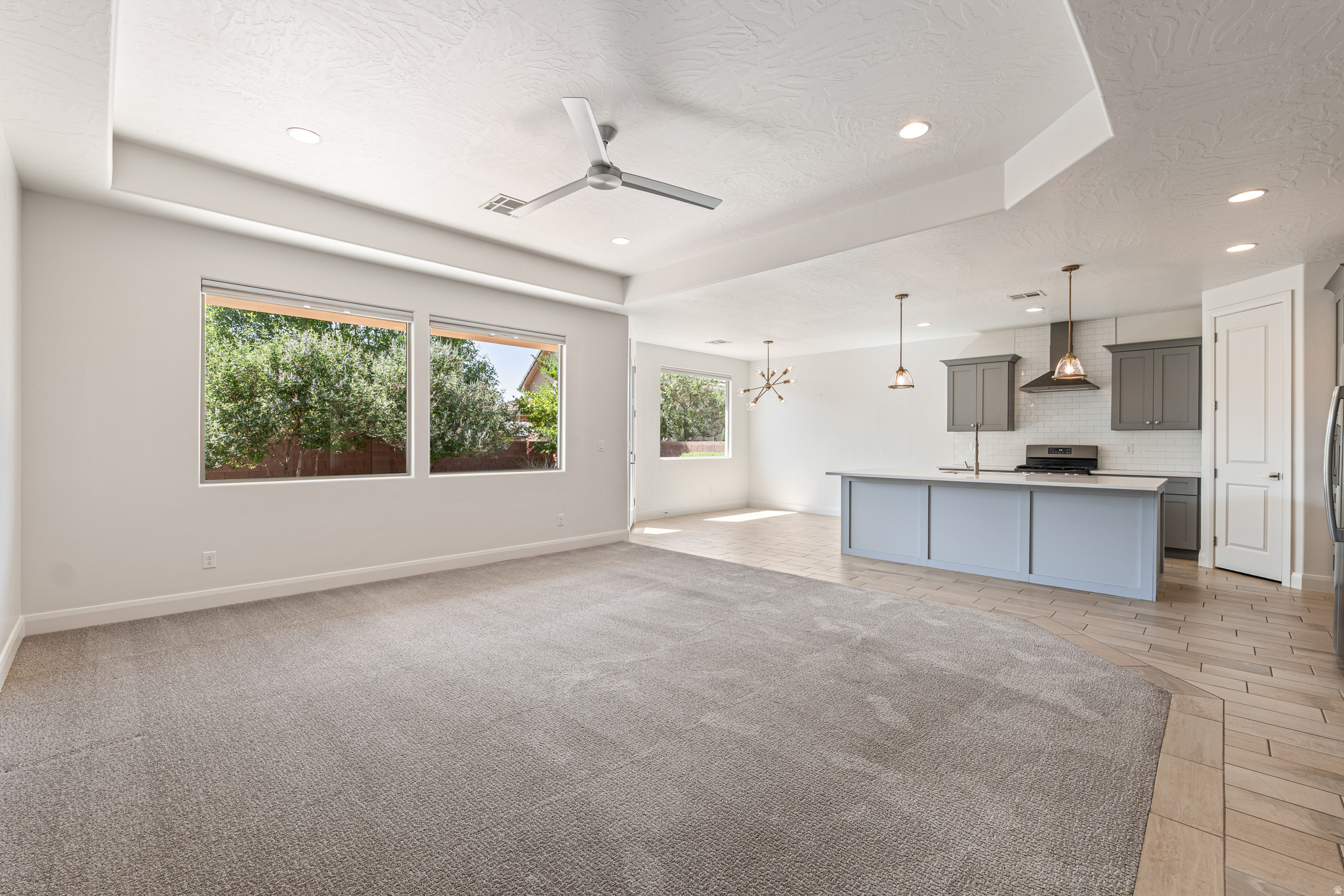 WARNER GATEWAY PH 1 - Residential