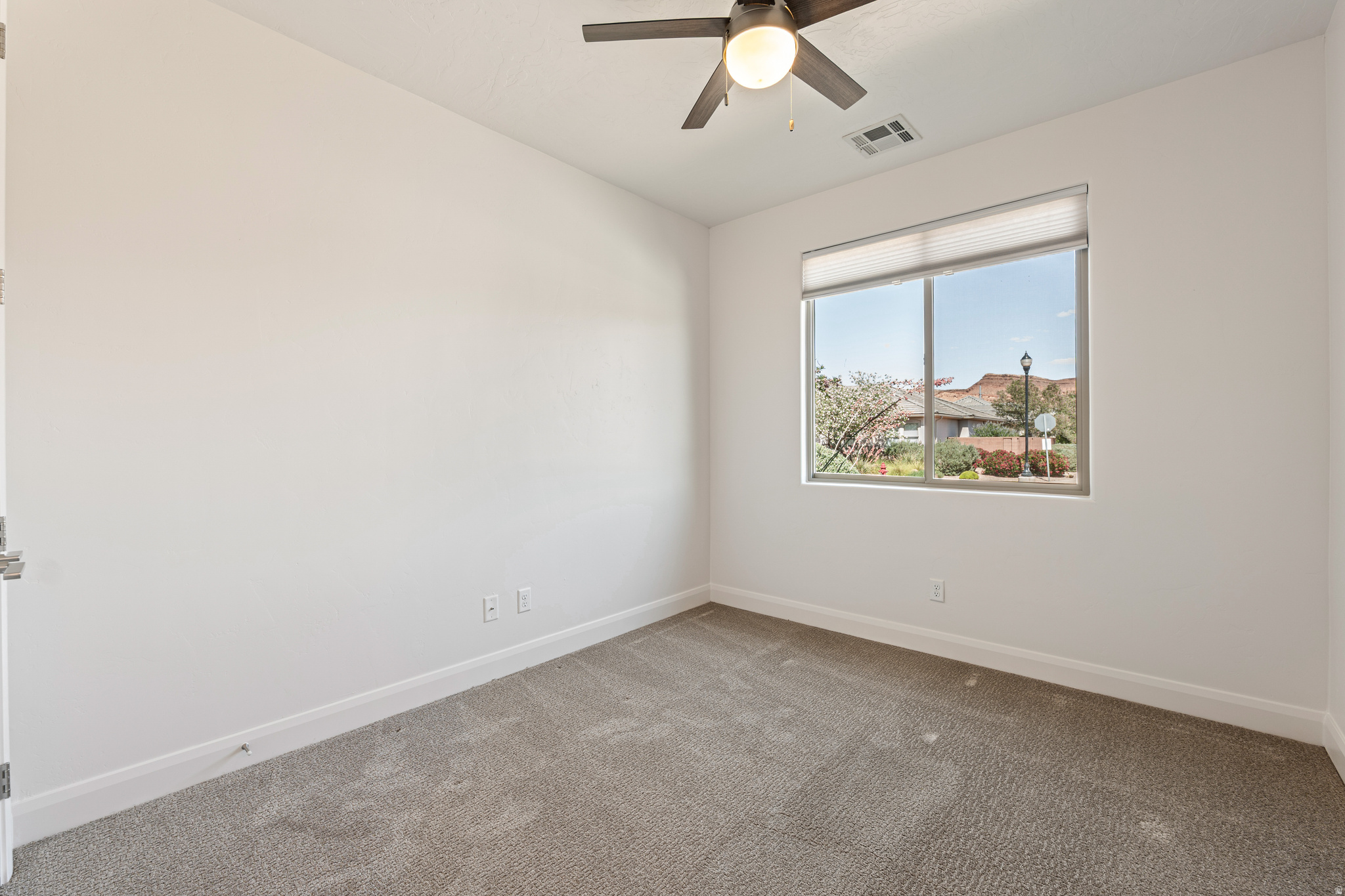 WARNER GATEWAY PH 1 - Residential