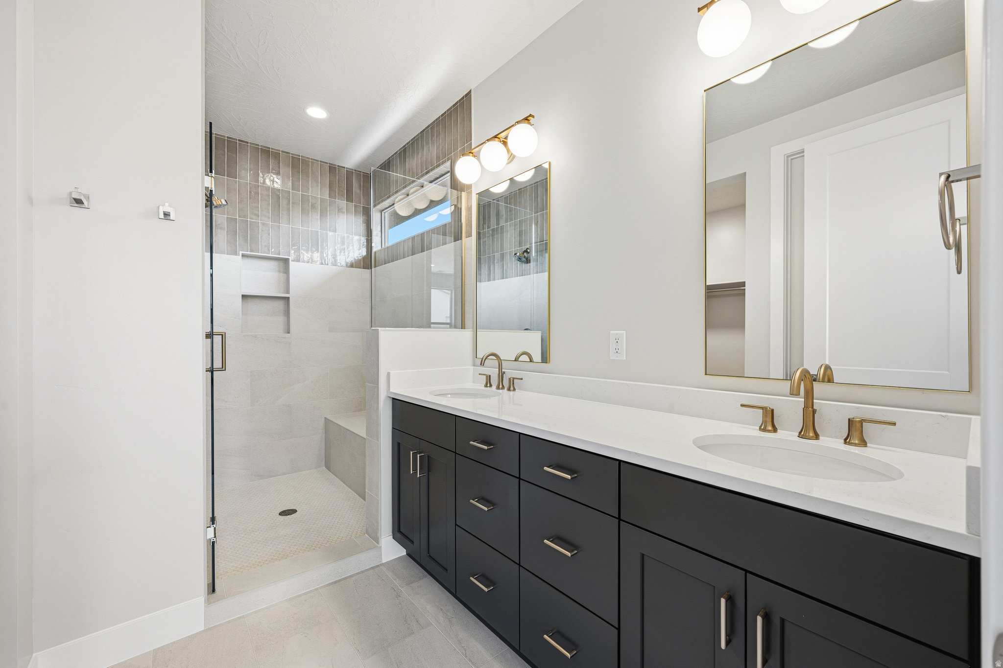 SOLIS AT CORAL CANYON - Residential