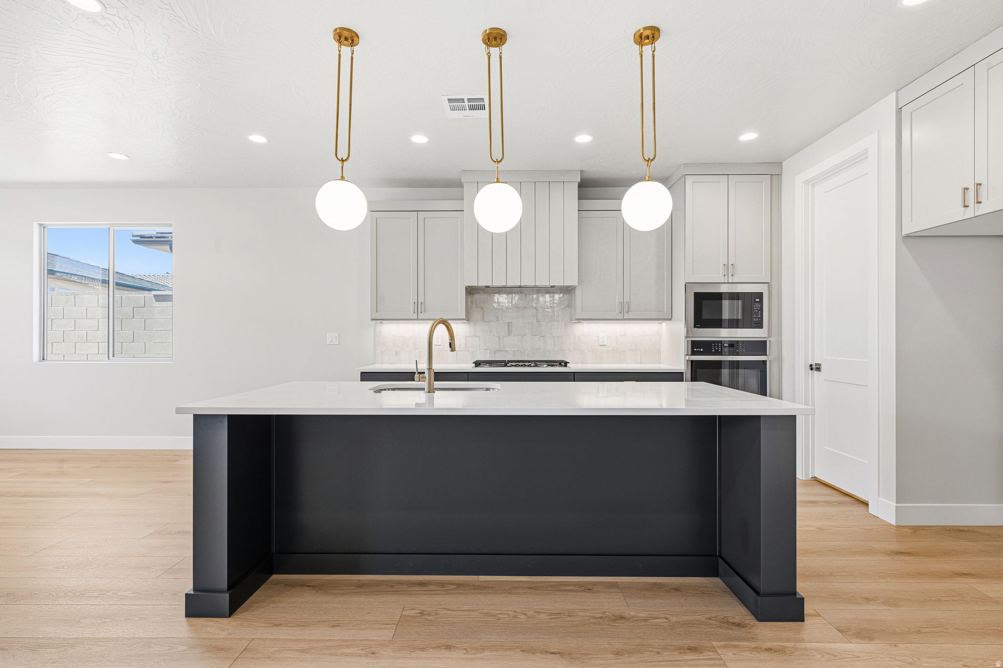 SOLIS AT CORAL CANYON - Residential