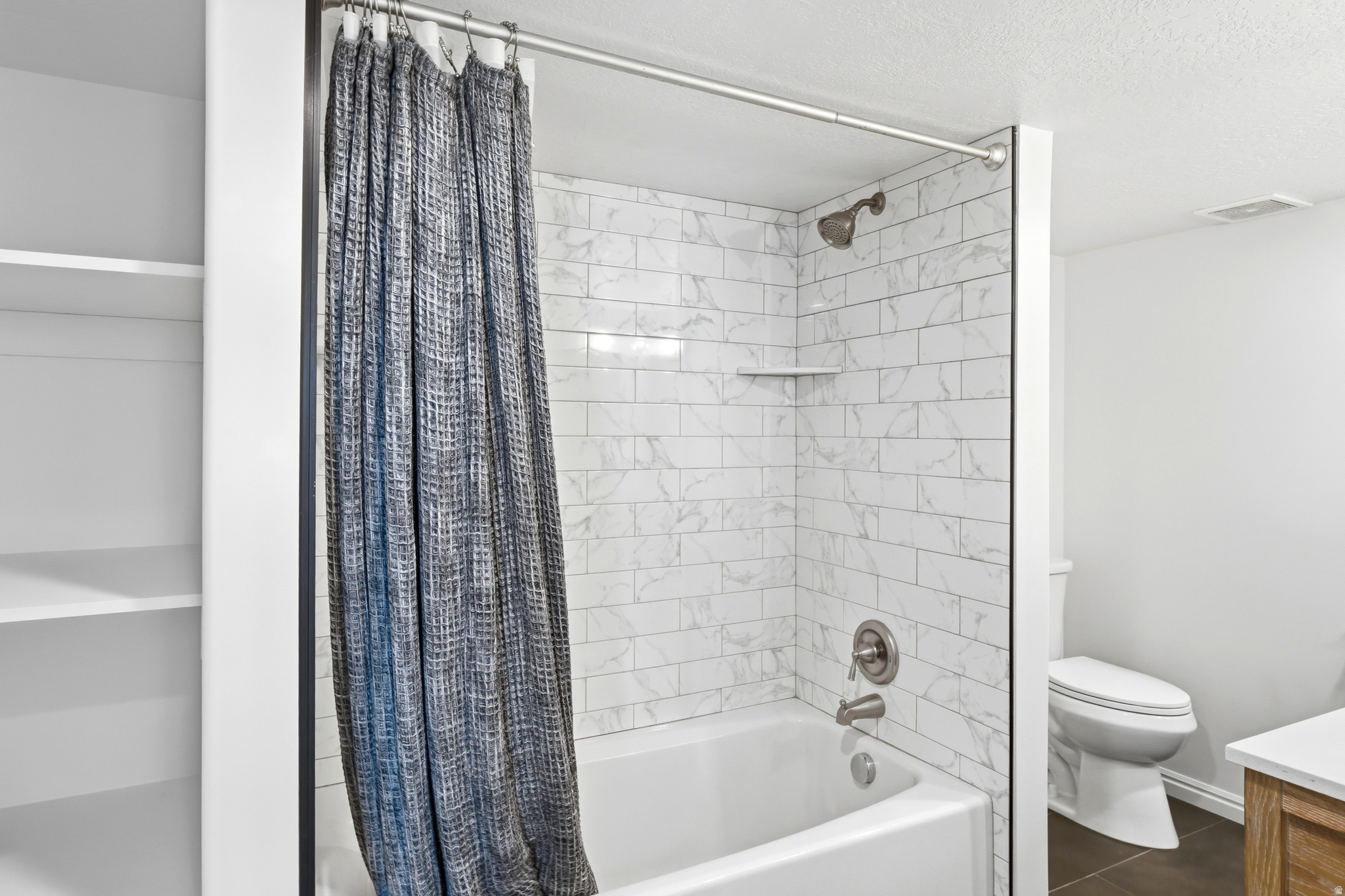 JENNYS PARK - Residential