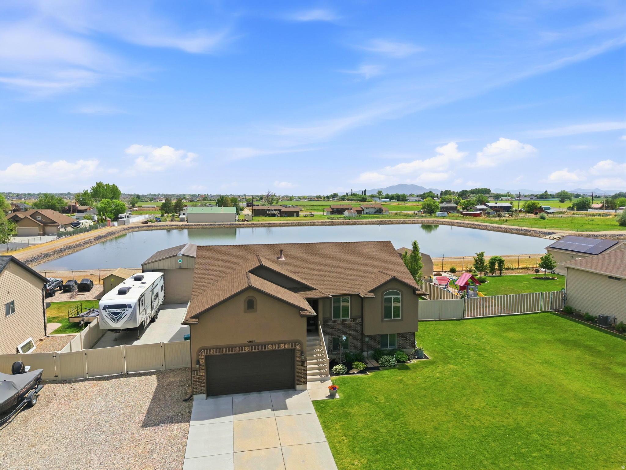 JENNYS PARK - Residential