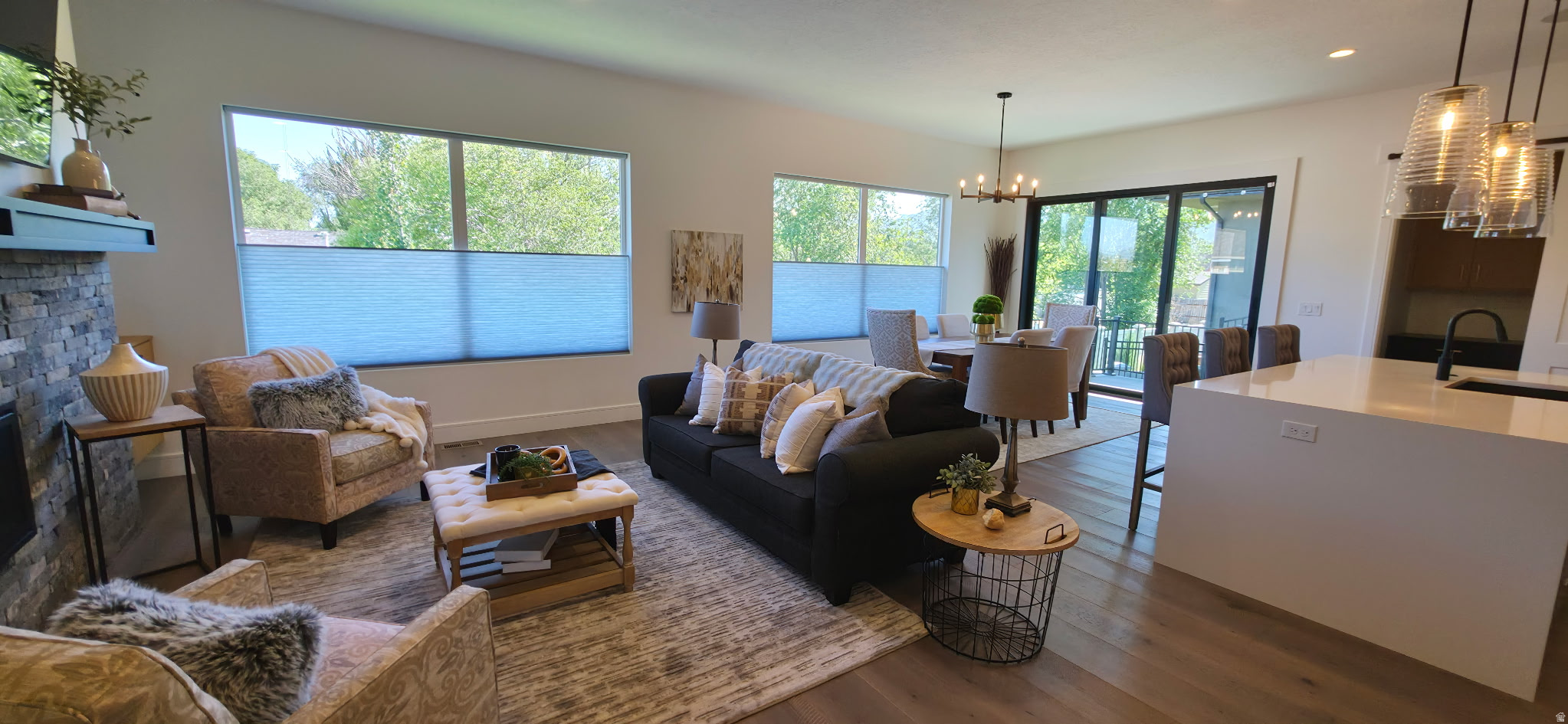 6TH STREET COTTAGES - Residential