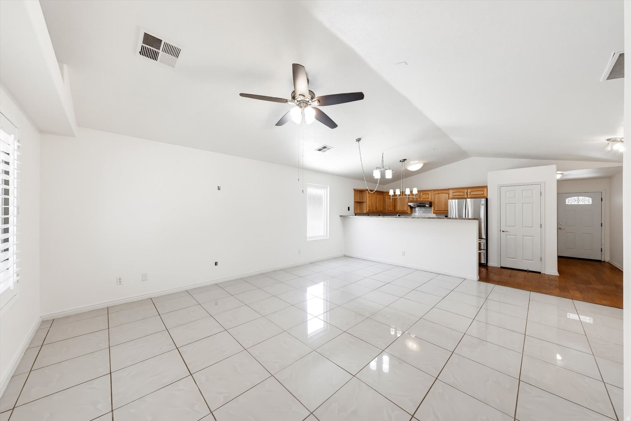 SHADOW CANYON PH 2-B - Residential