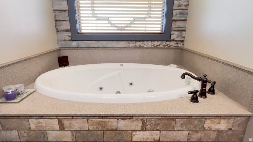 BLADENS DIAMOND HILLS ESTATES - Residential