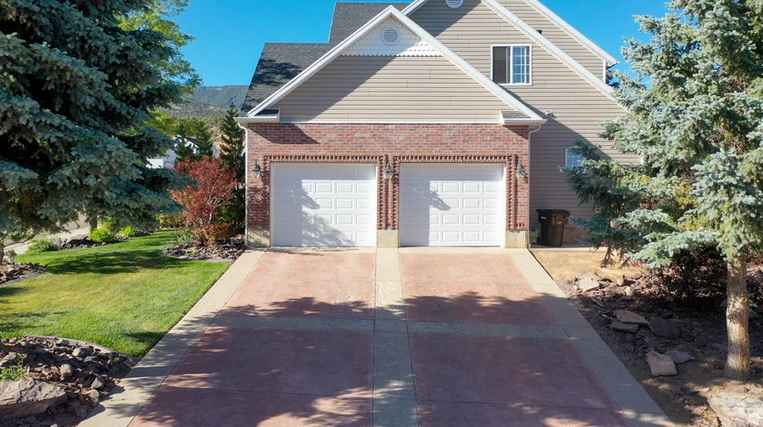 BLADENS DIAMOND HILLS ESTATES - Residential