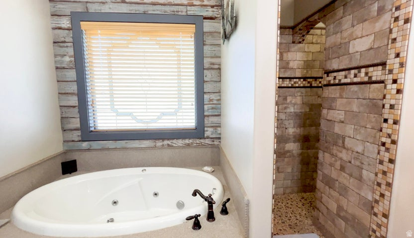 BLADENS DIAMOND HILLS ESTATES - Residential