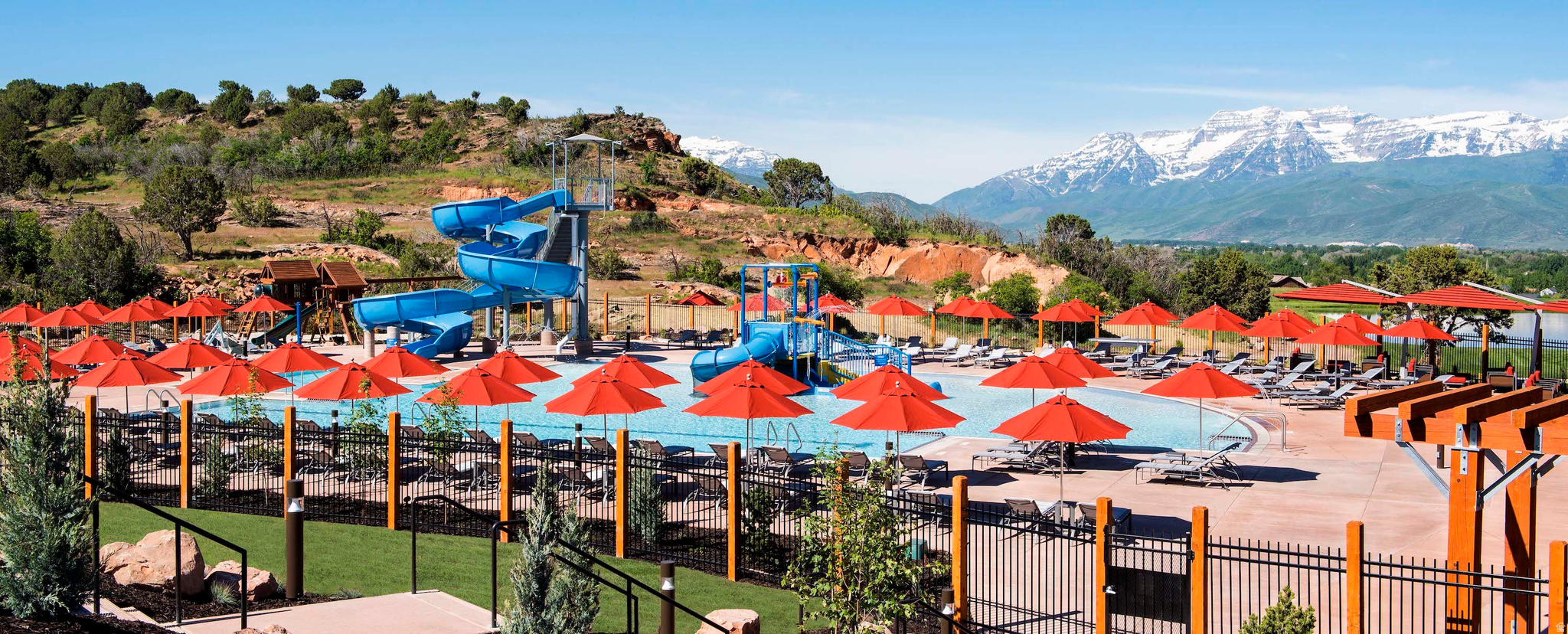 RED LEDGES - Residential
