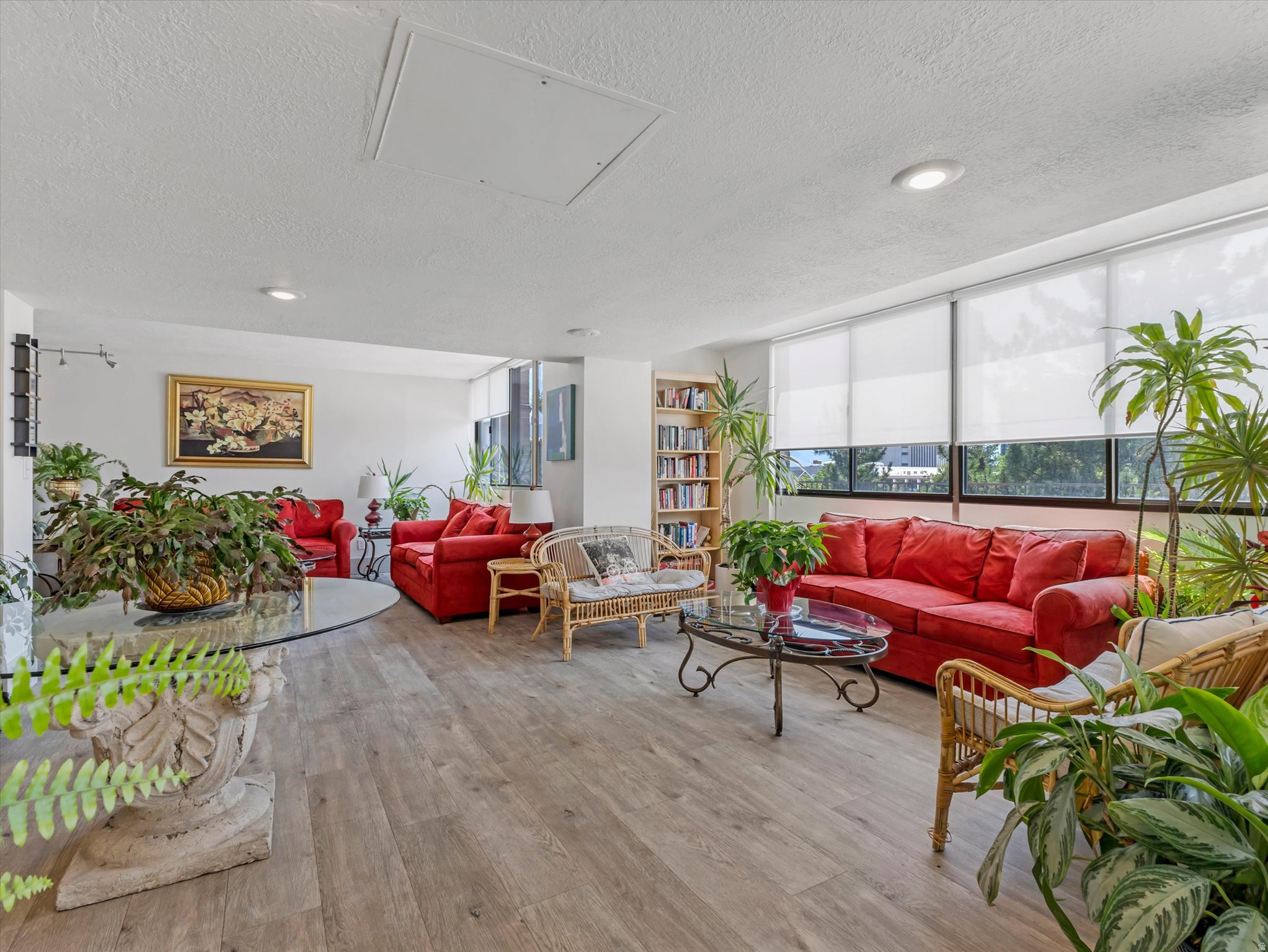 ZION SUMMIT CONDM - Residential