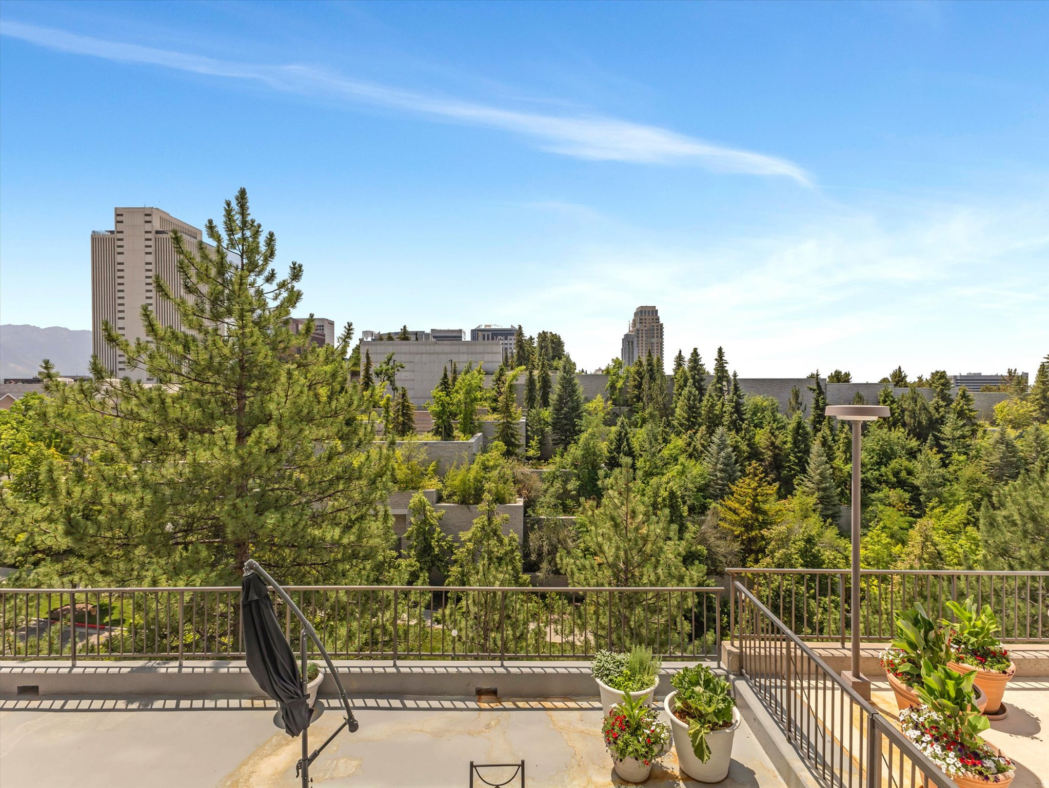 ZION SUMMIT CONDM - Residential