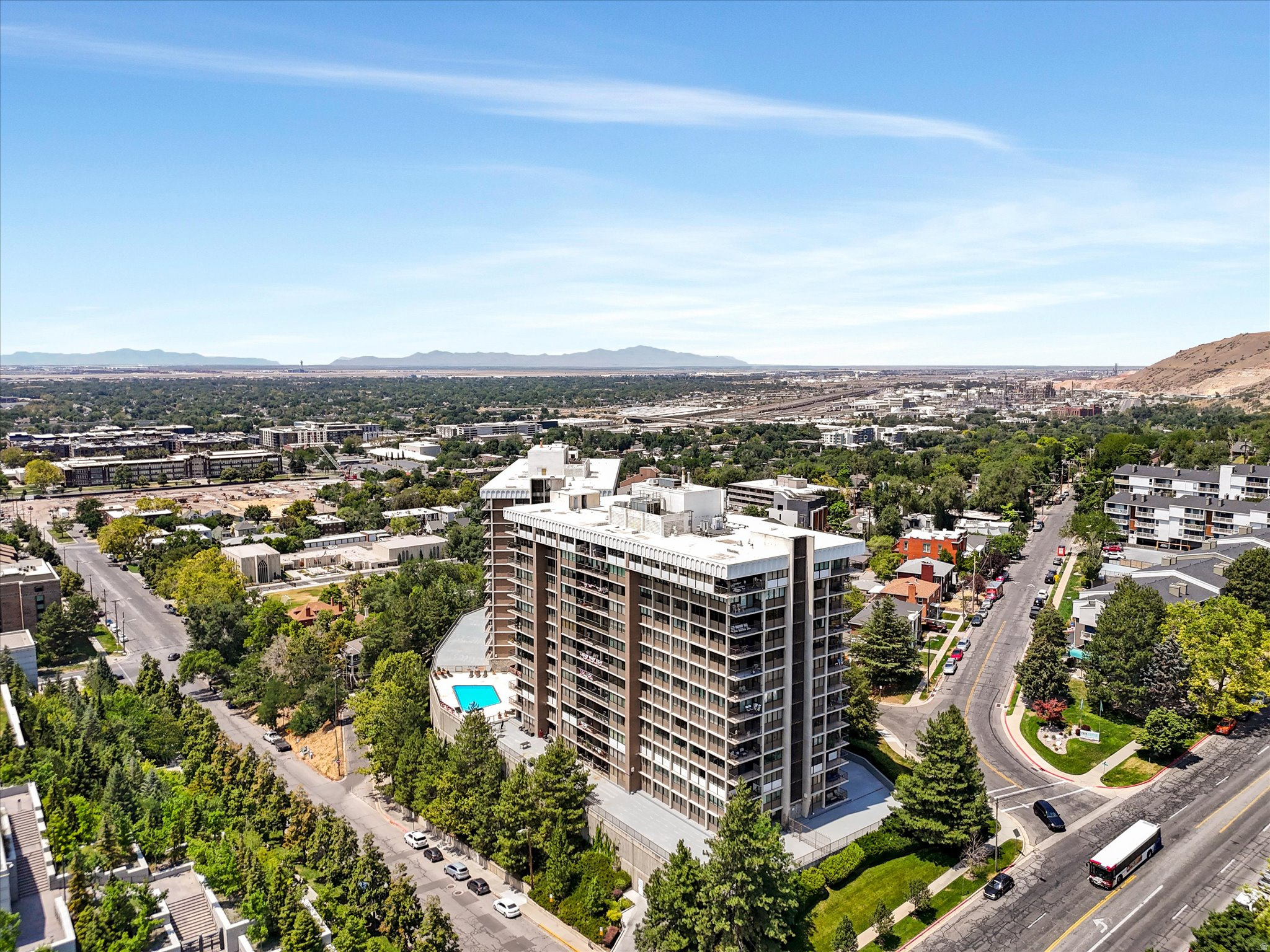 ZION SUMMIT CONDM - Residential