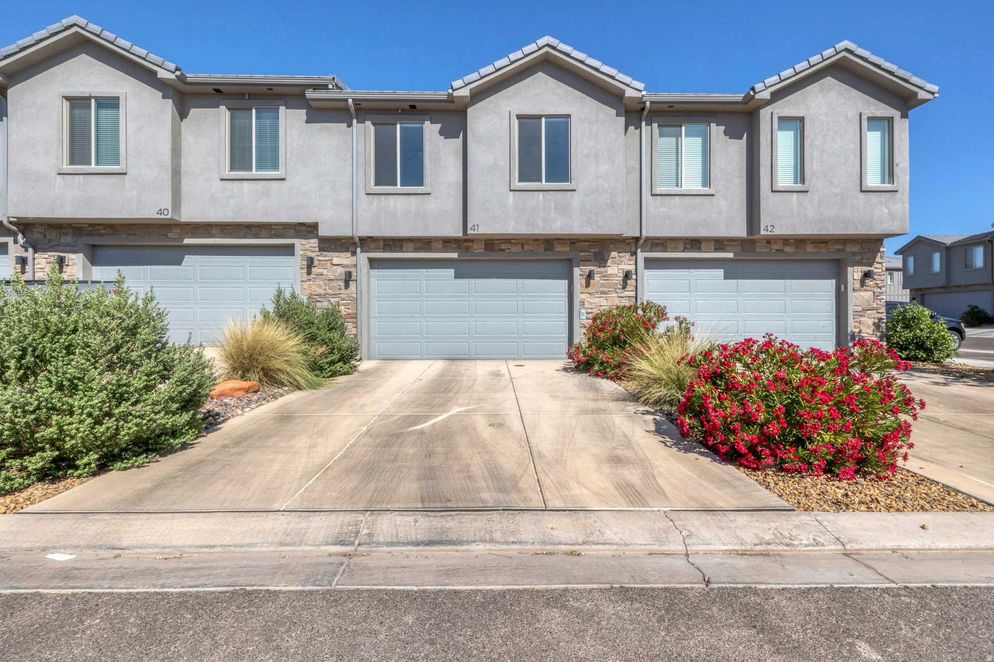 AZALEA TOWNHOMES 2 & 3 & 4 - Residential