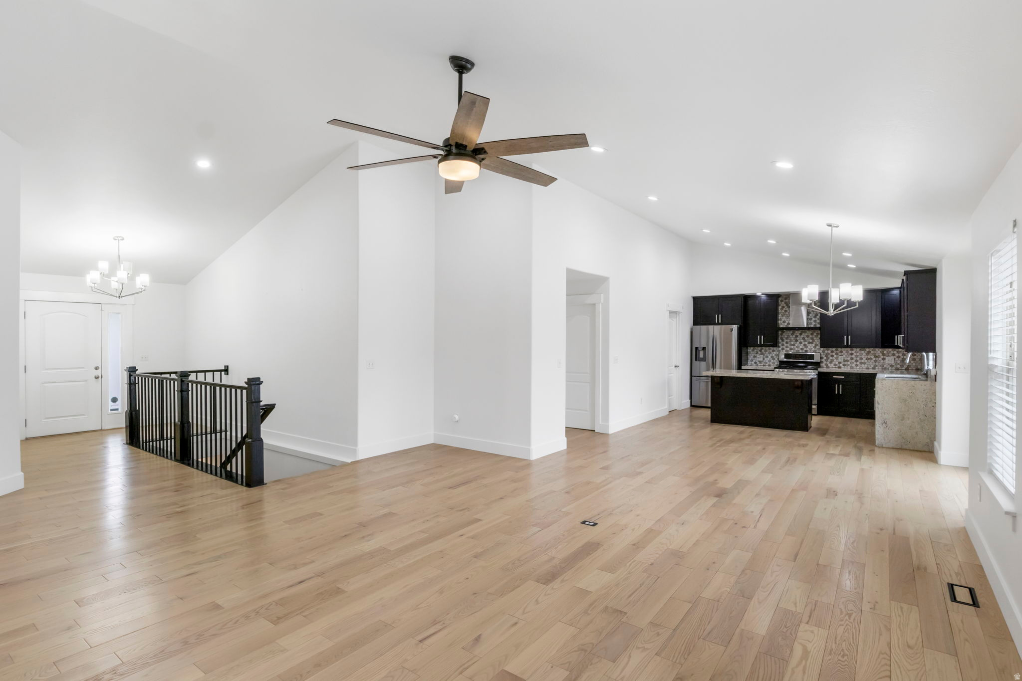 ASPEN CREST - Residential