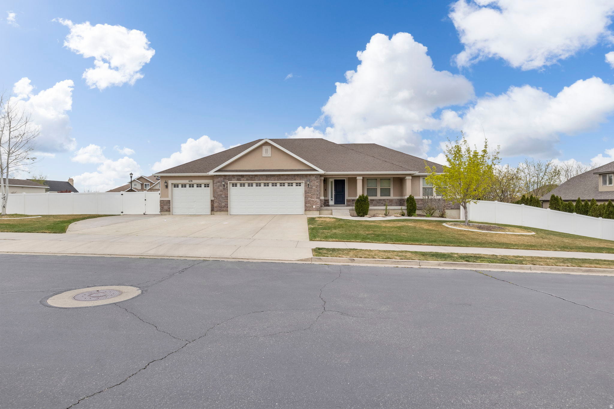 ASPEN CREST - Residential