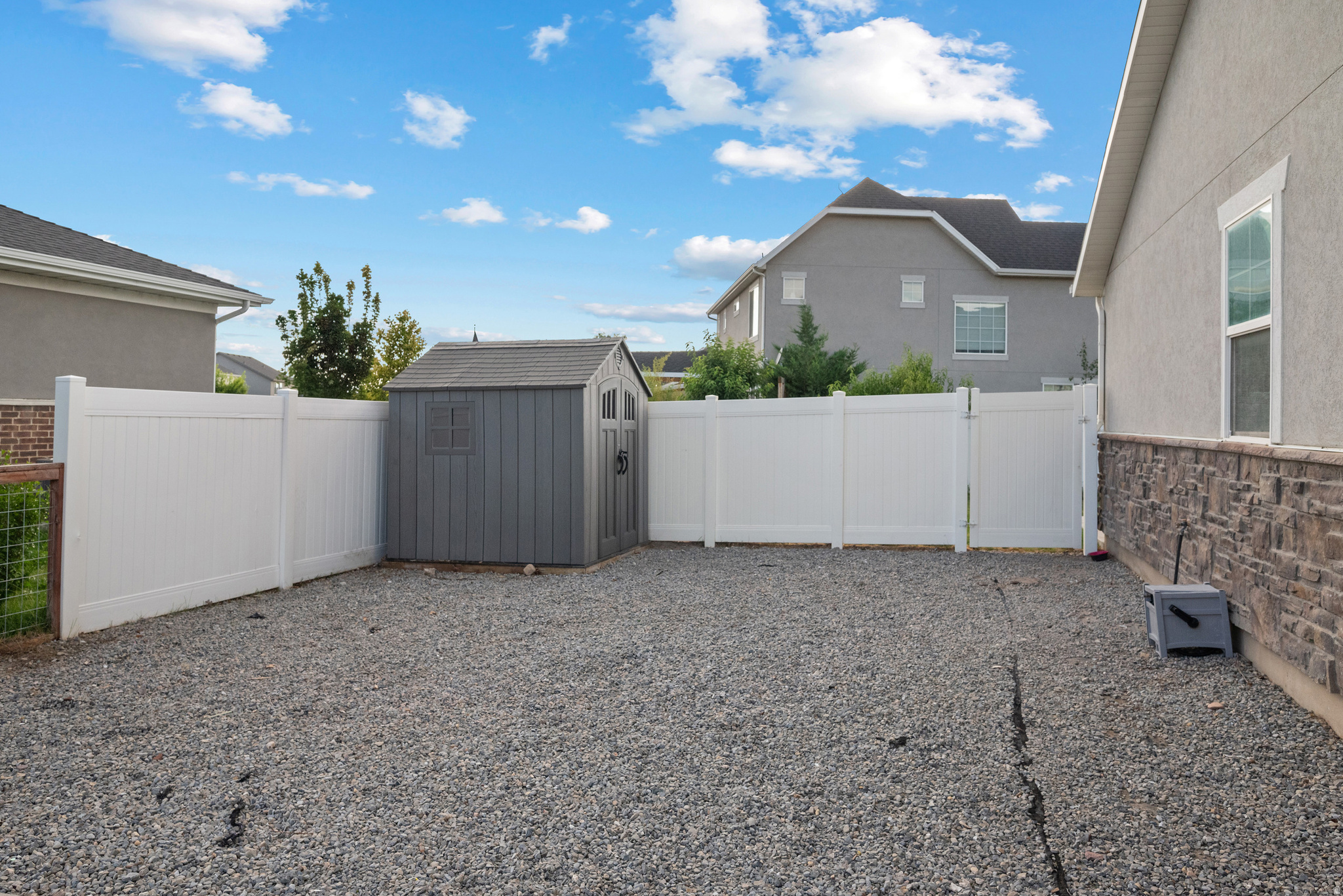MINERS GROVE 17 - Residential