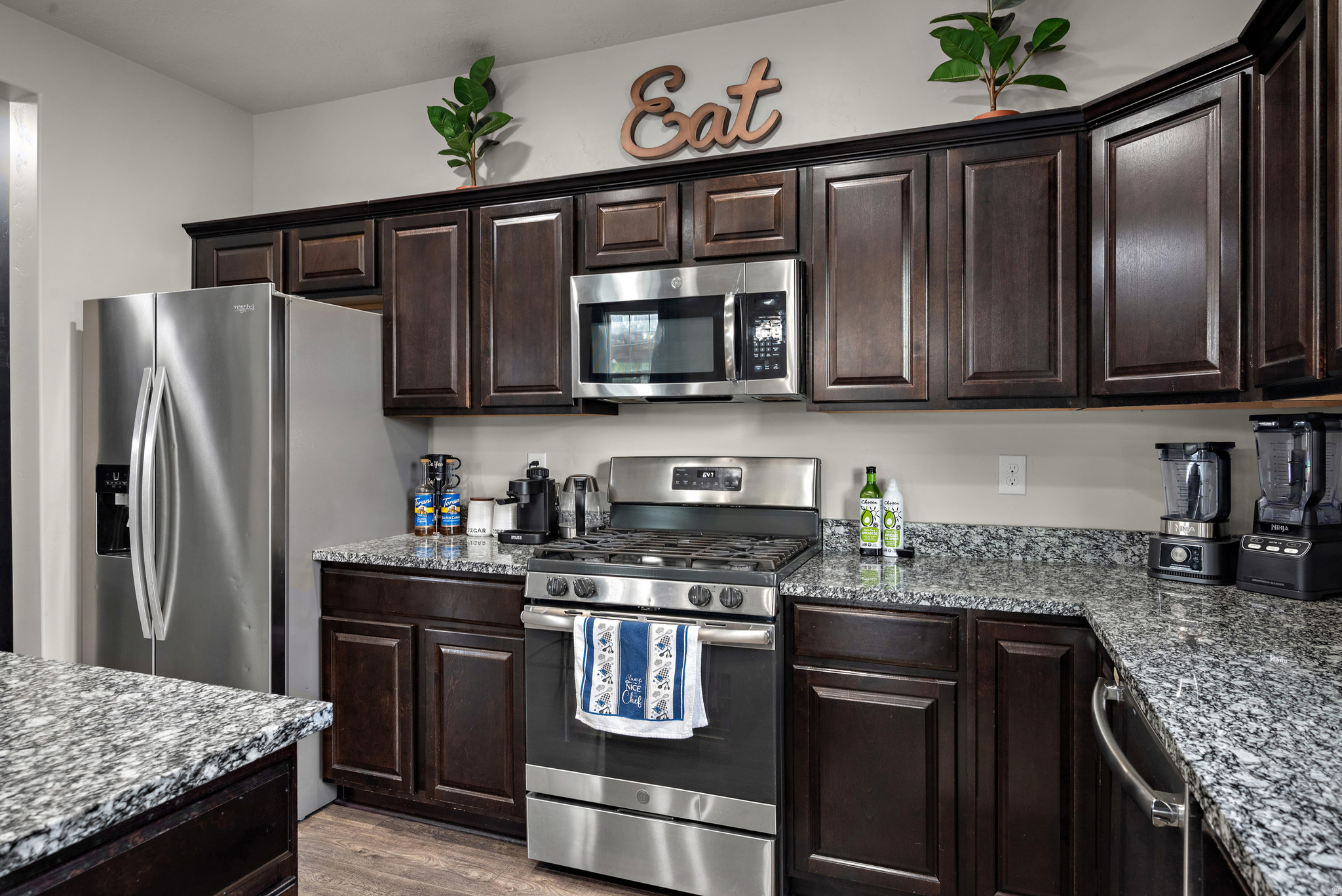 MINERS GROVE 17 - Residential