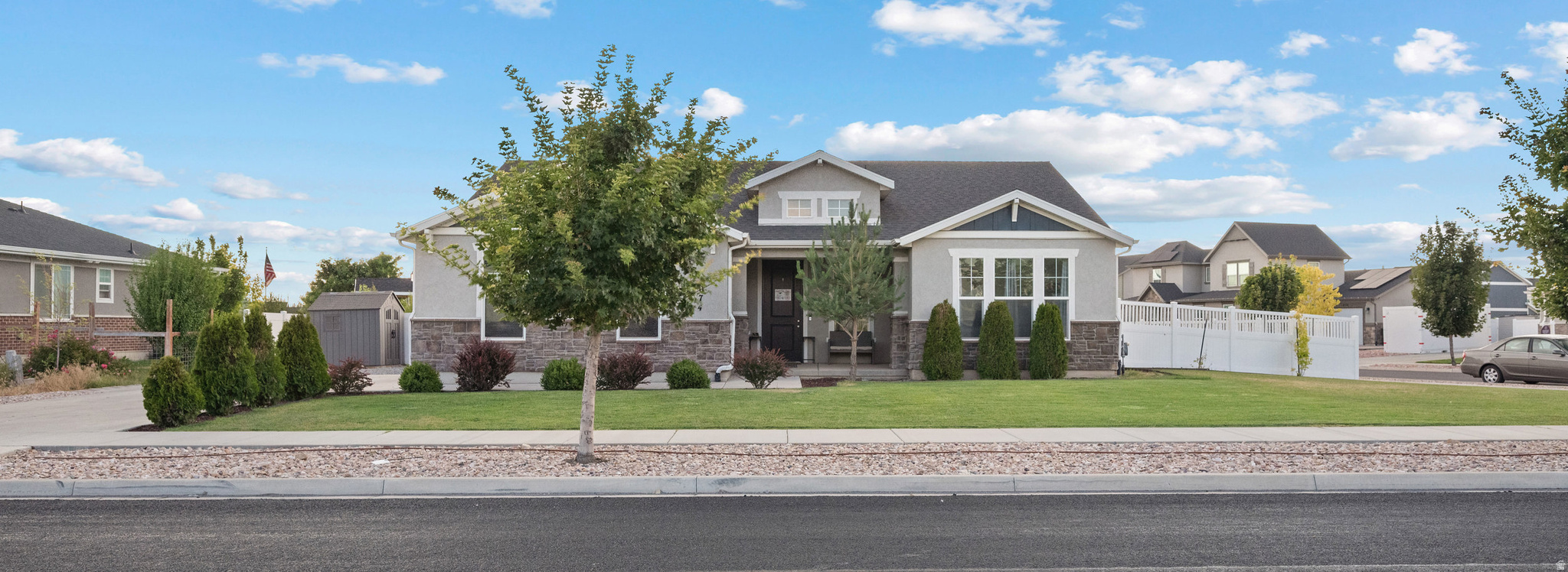 MINERS GROVE 17 - Residential