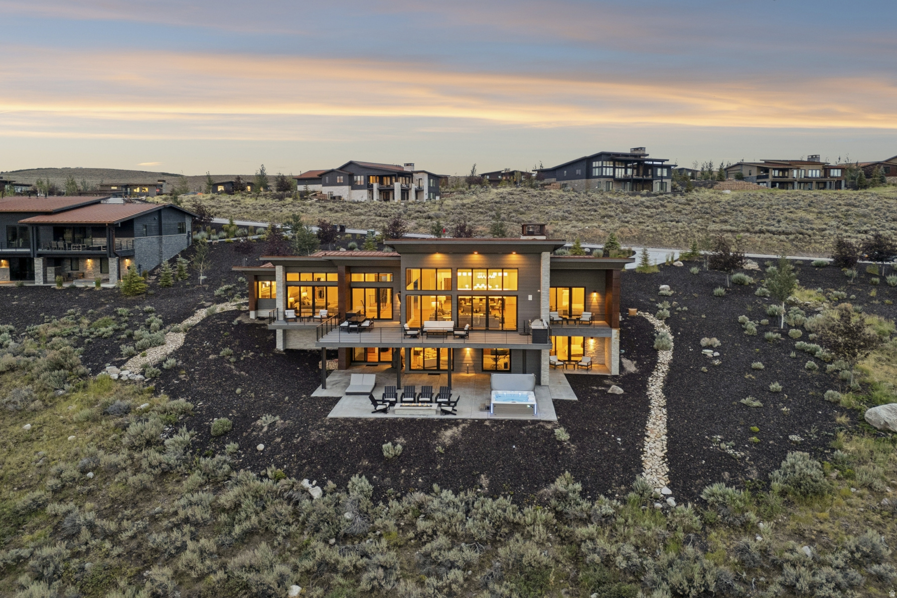 PROMONTORY NICKLAUS WEST - Residential