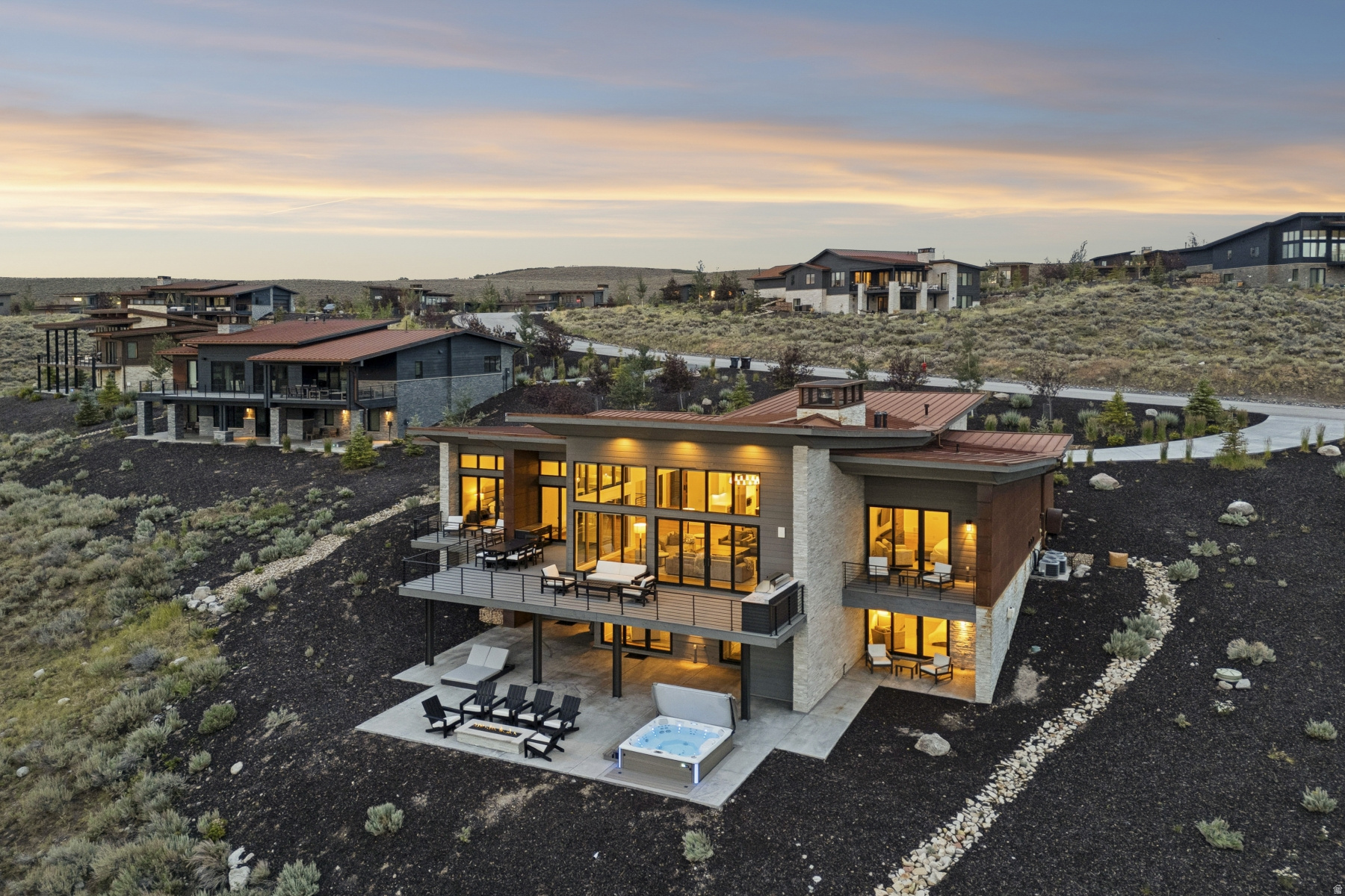 PROMONTORY NICKLAUS WEST - Residential