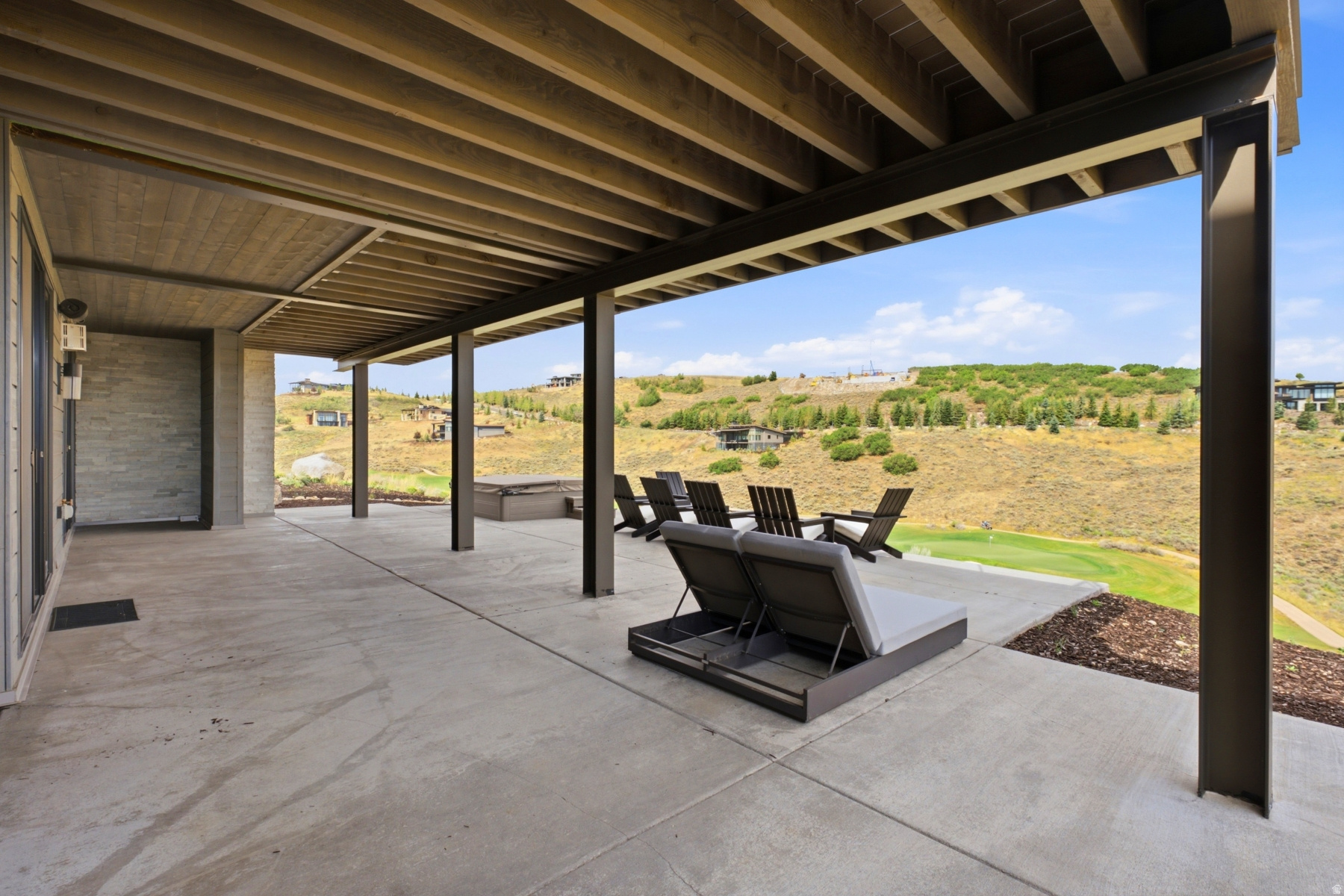 PROMONTORY NICKLAUS WEST - Residential