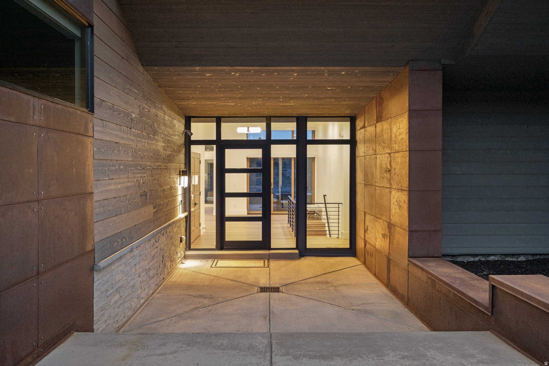 PROMONTORY NICKLAUS WEST - Residential