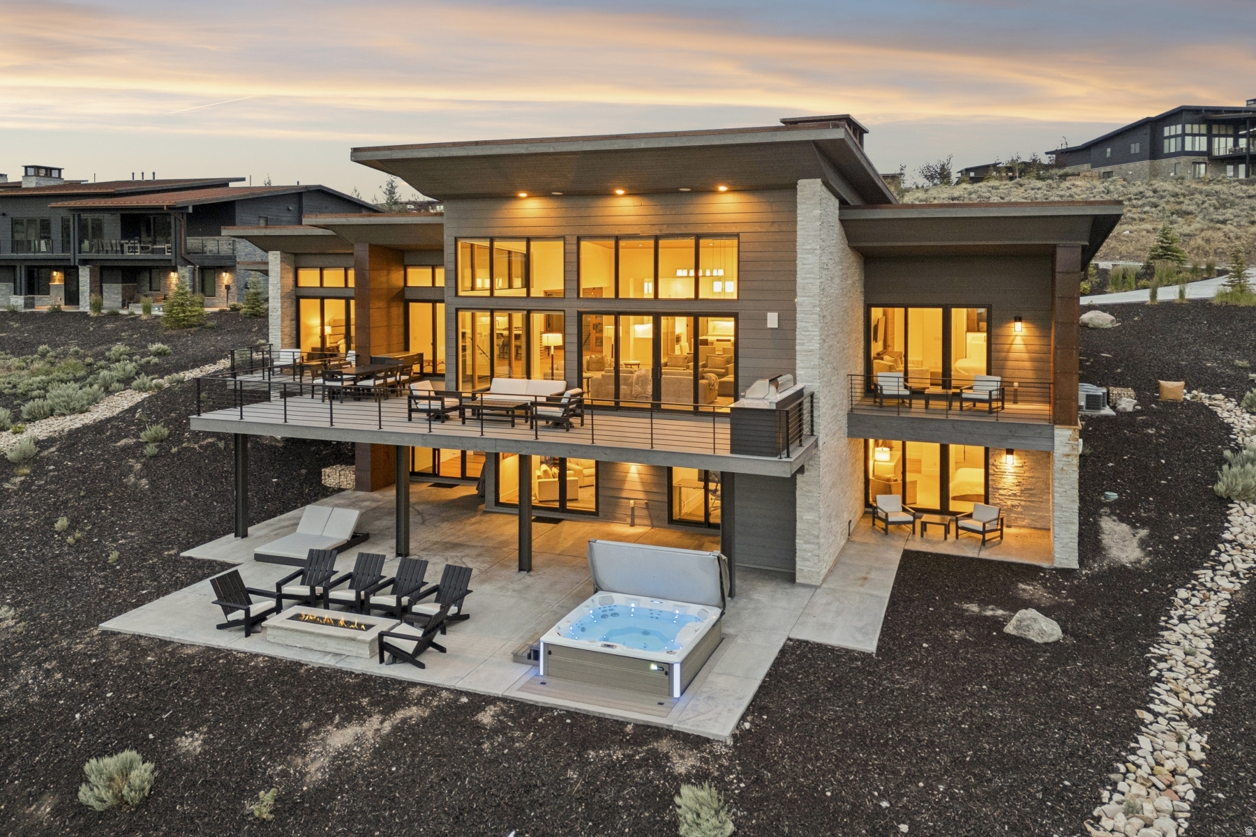 PROMONTORY NICKLAUS WEST - Residential