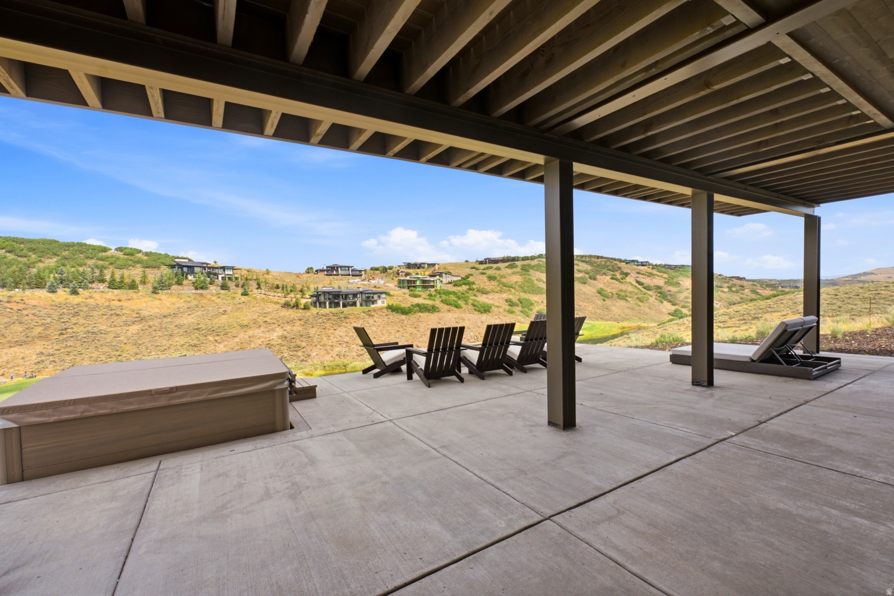 PROMONTORY NICKLAUS WEST - Residential