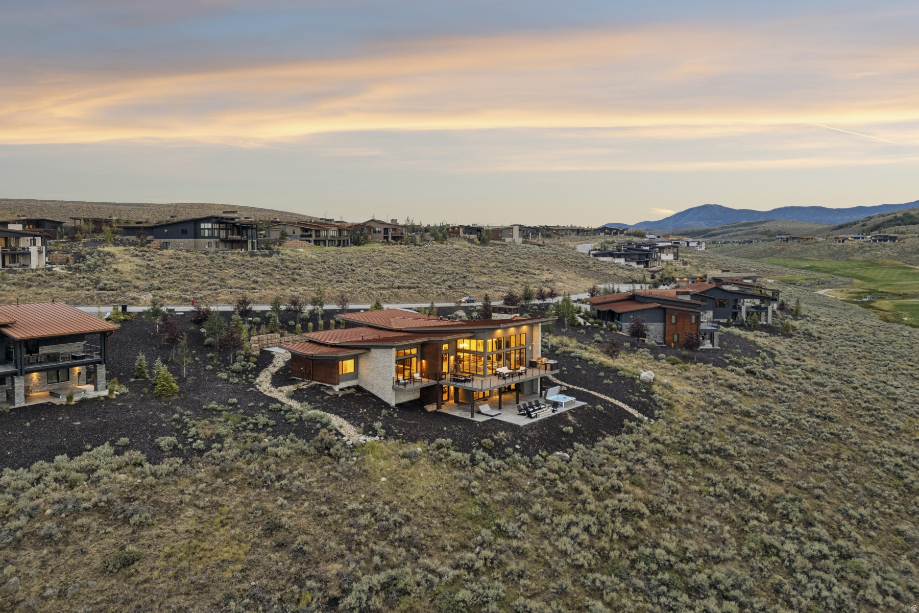 PROMONTORY NICKLAUS WEST - Residential