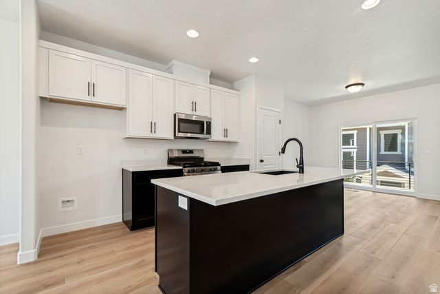 MEADOWBROOK - Residential