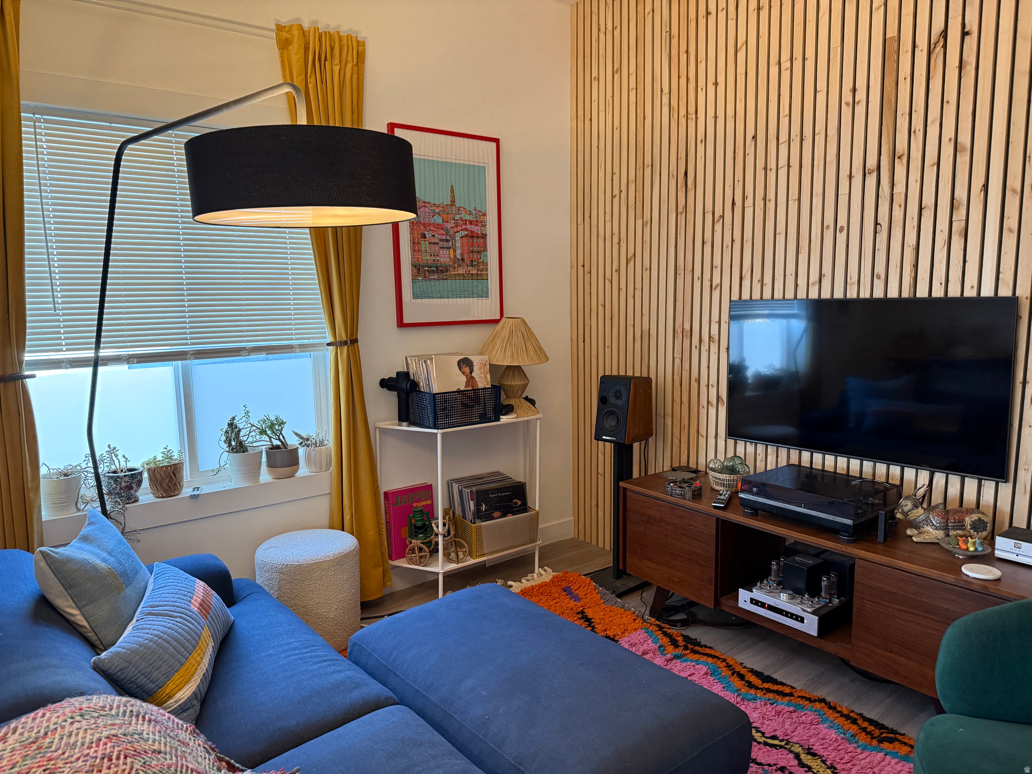 LA VETA PLACE - Residential