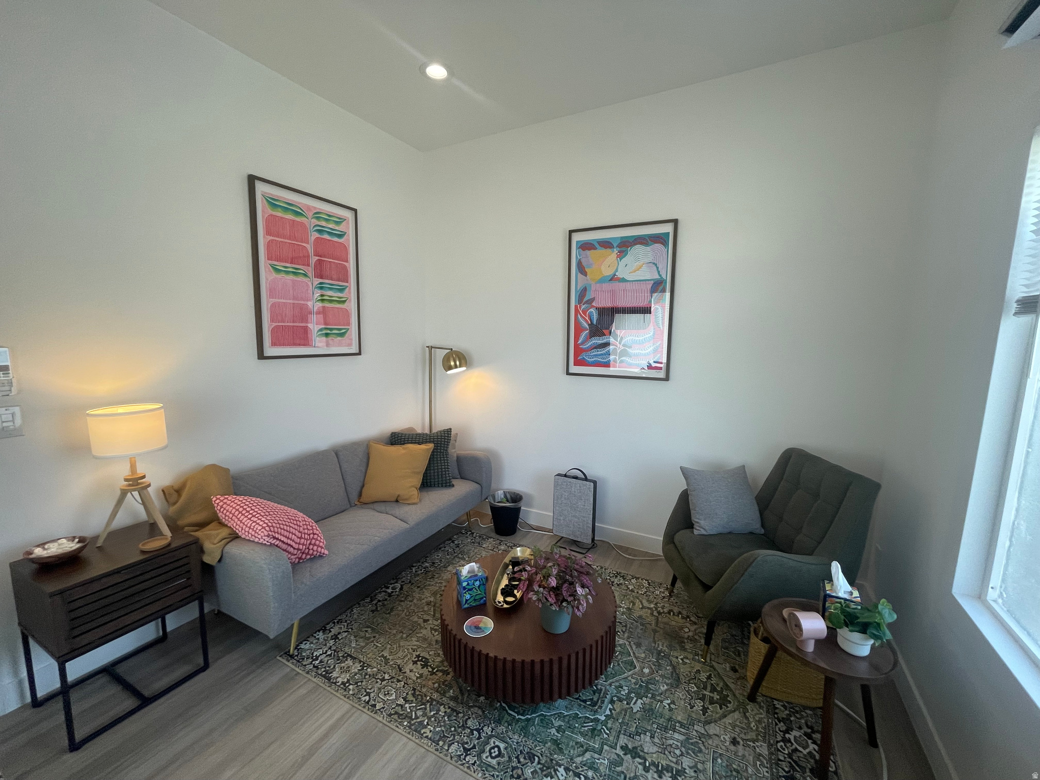 LA VETA PLACE - Residential
