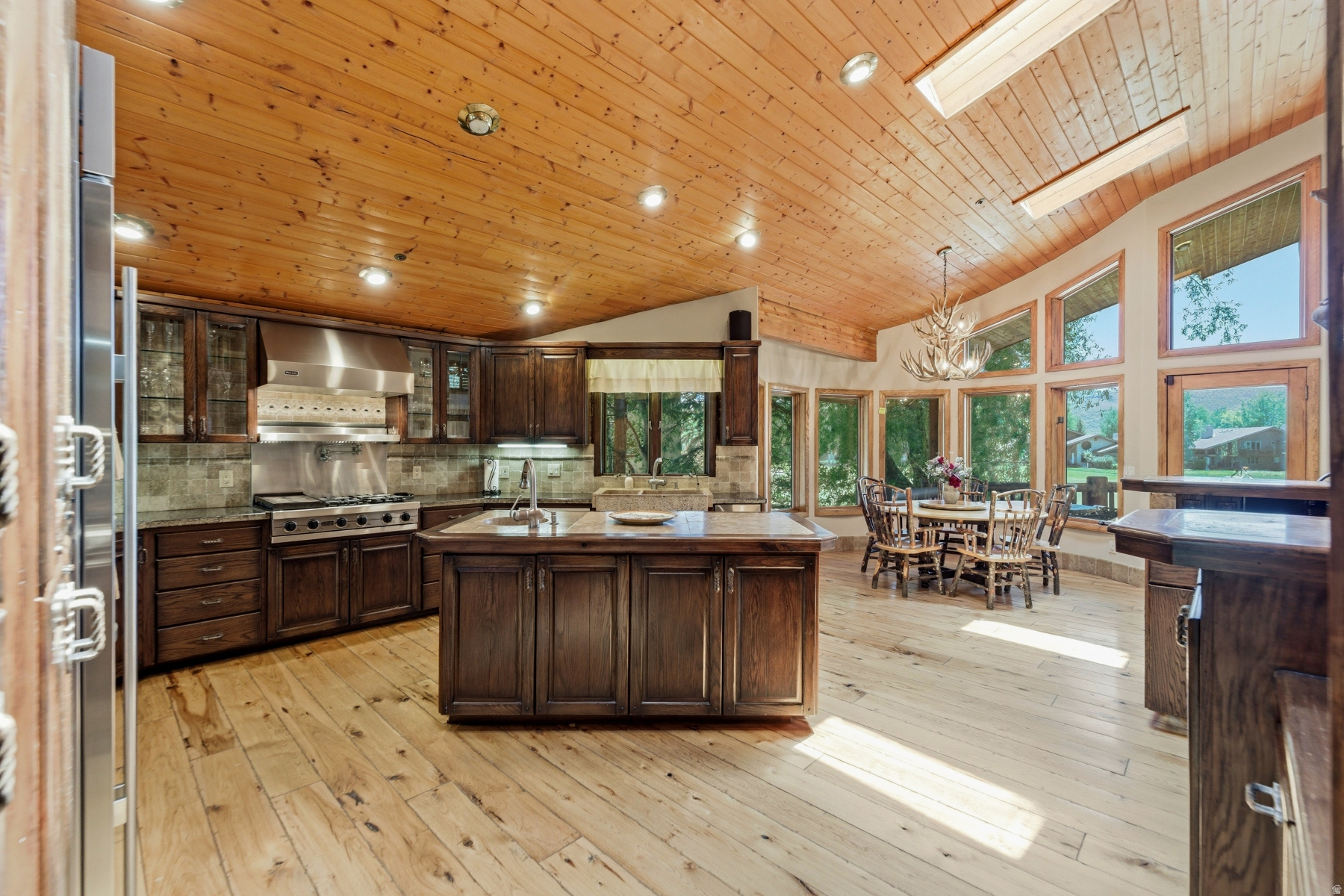 FAIRWAY MEADOWS - Residential