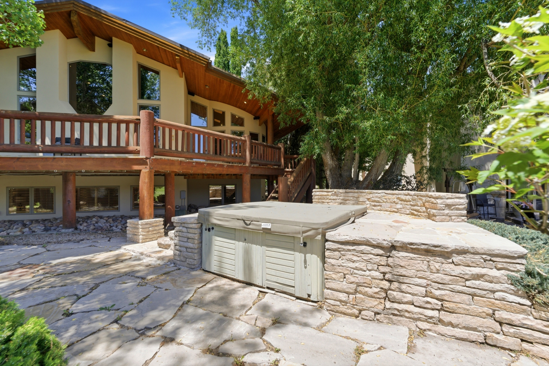 FAIRWAY MEADOWS - Residential