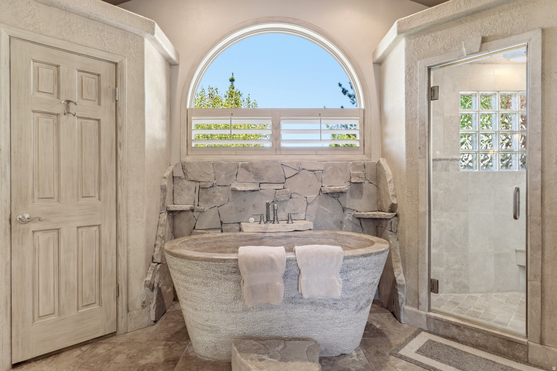 FAIRWAY MEADOWS - Residential