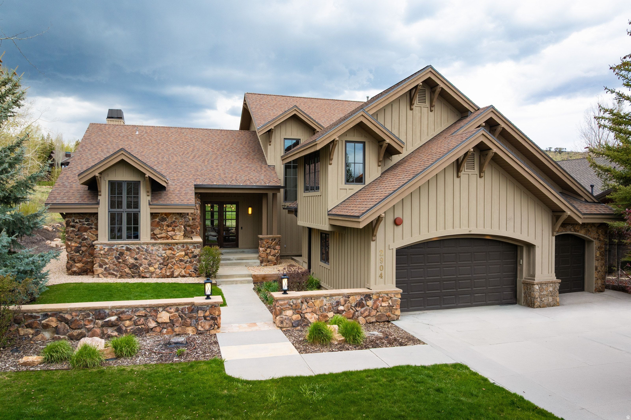 FAIRWAY MEADOWS - Residential