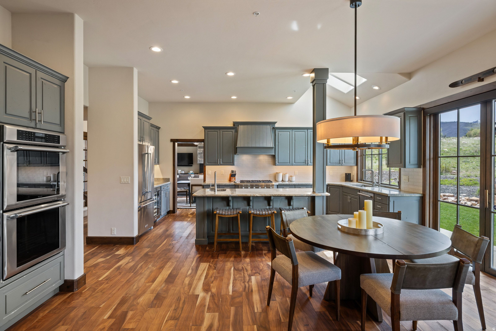FAIRWAY MEADOWS - Residential