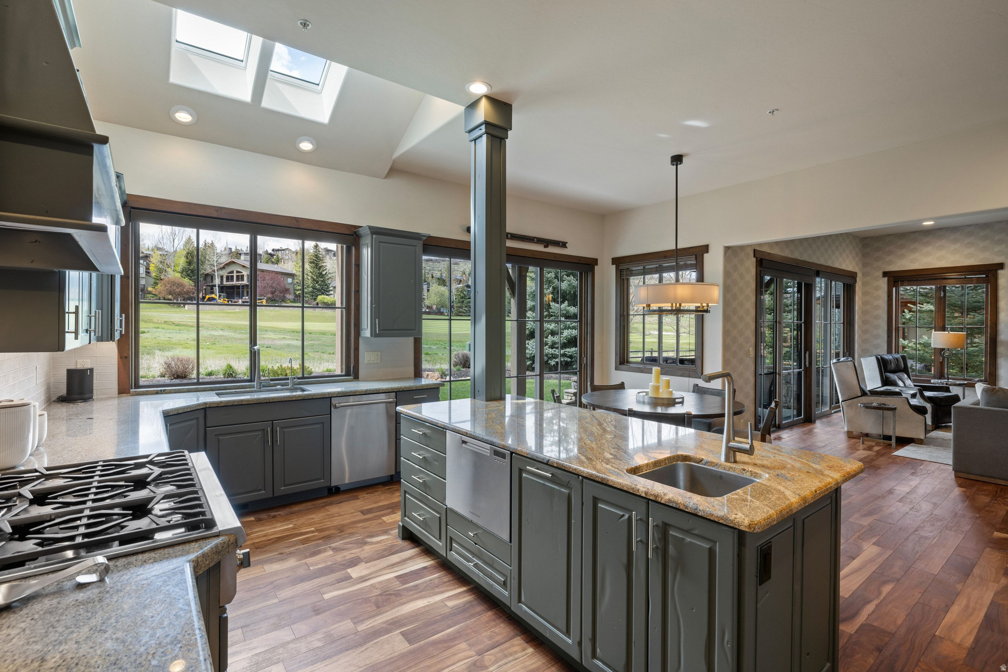 FAIRWAY MEADOWS - Residential