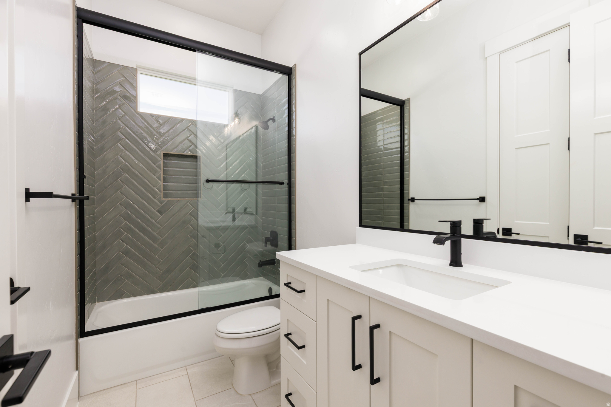 MOORLAND PARK 4 - Residential