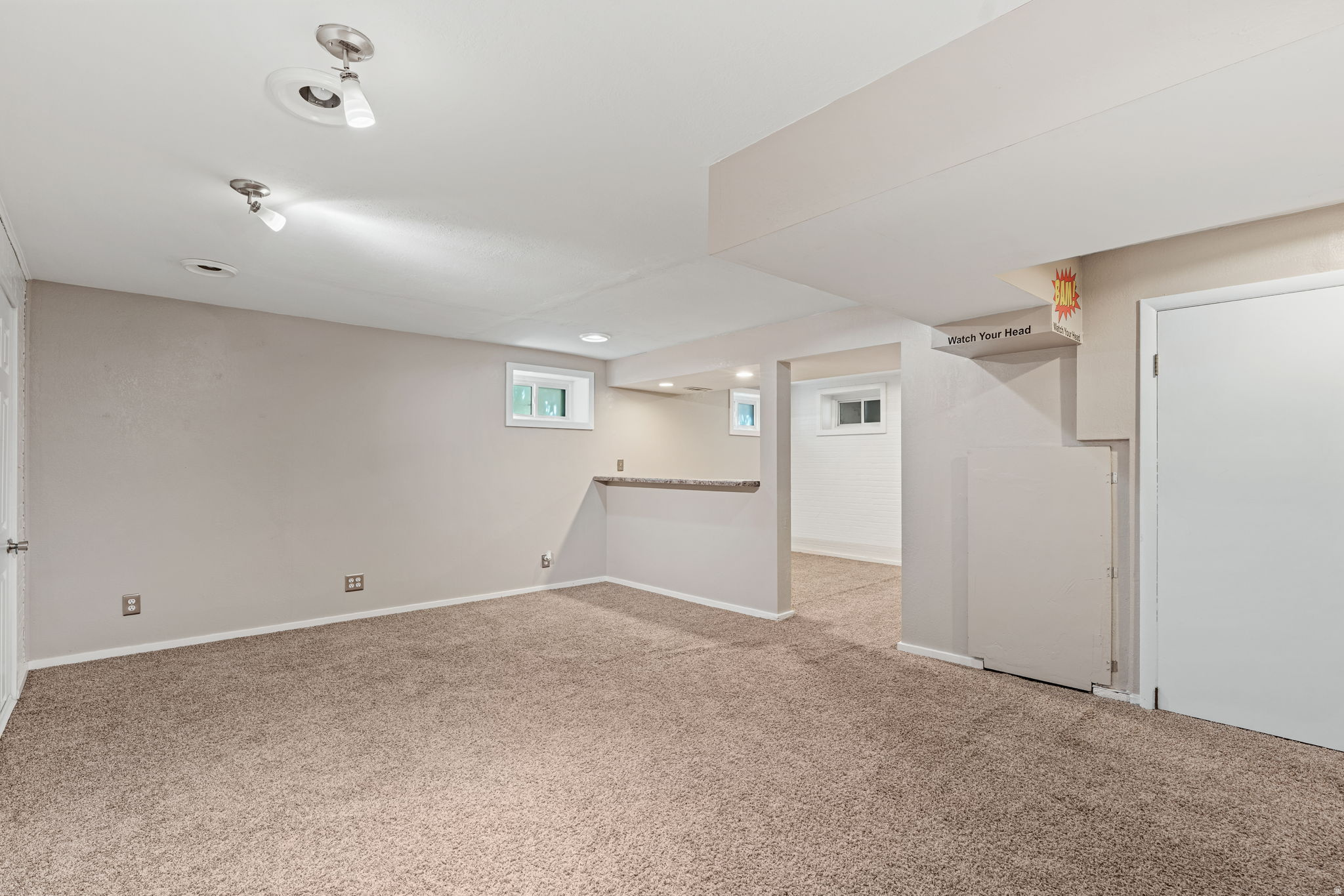LA SALLE ACRES - Residential