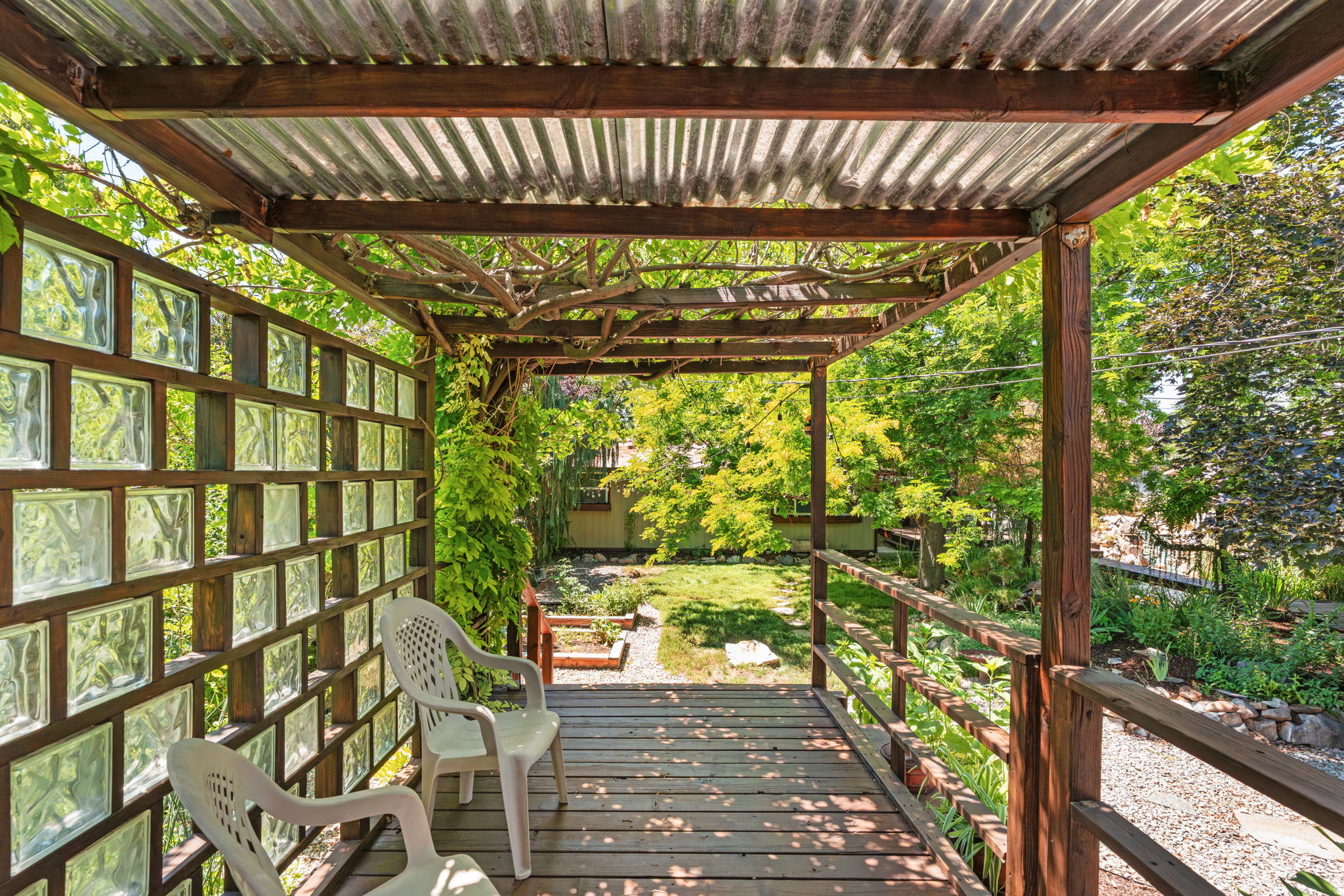 LA SALLE ACRES - Residential