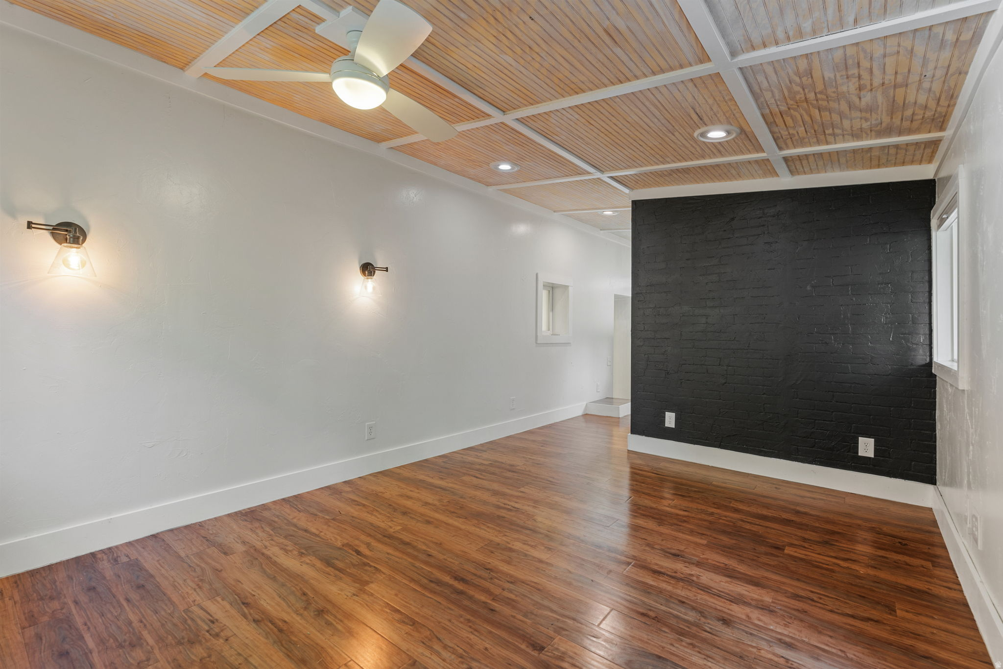 LA SALLE ACRES - Residential